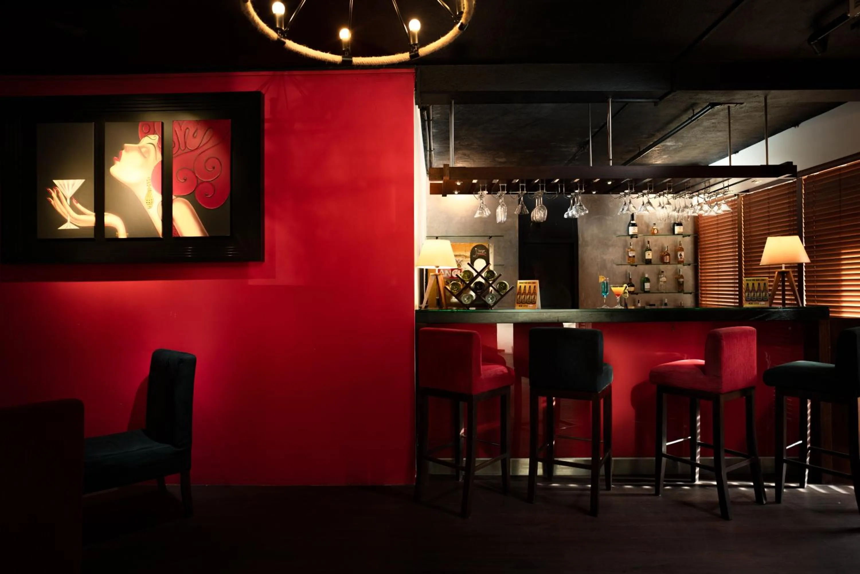 Lounge or bar in Camelot Beach Hotel