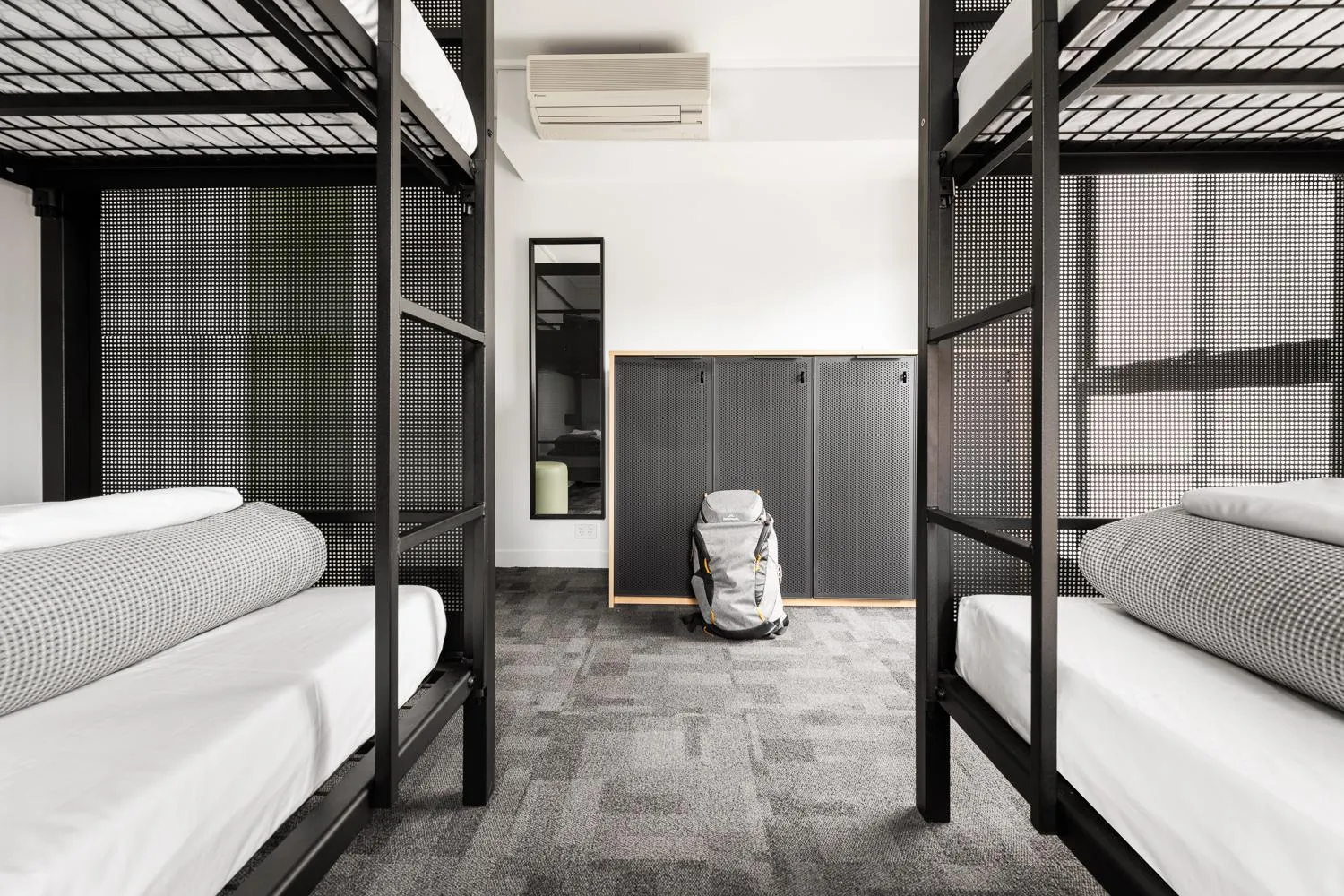 Bed in YHA Brisbane City