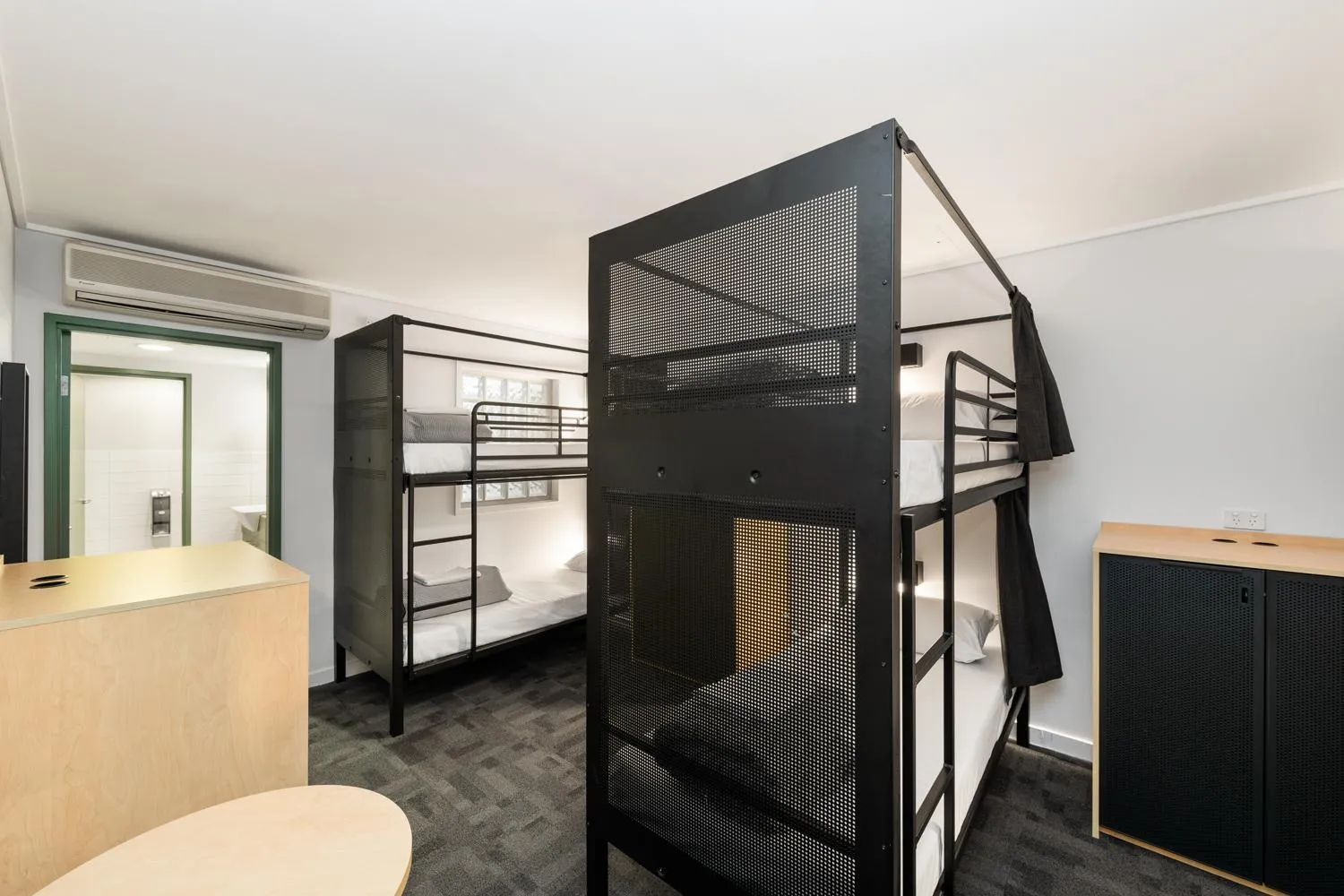 Bed in YHA Brisbane City