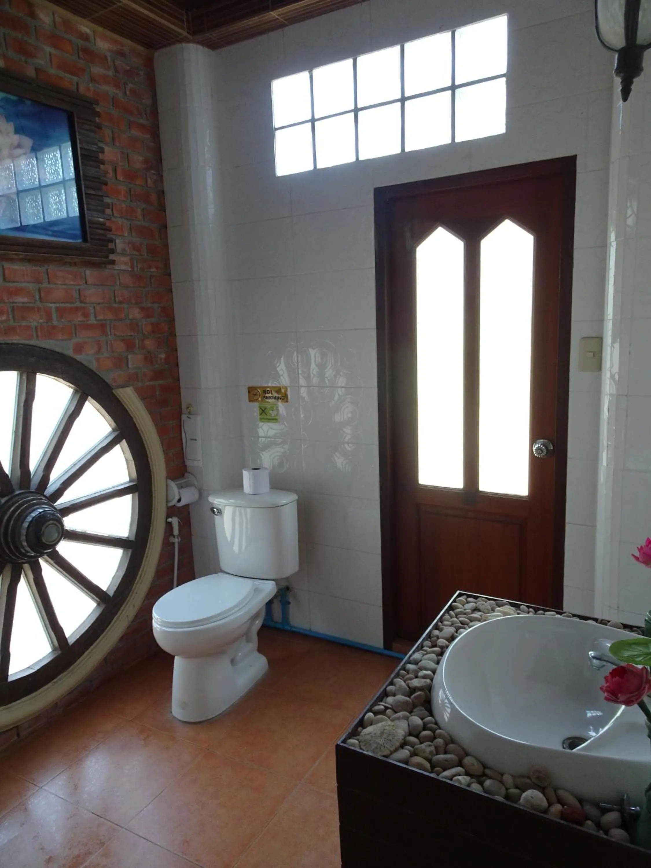 Toilet in Hidden Holiday House