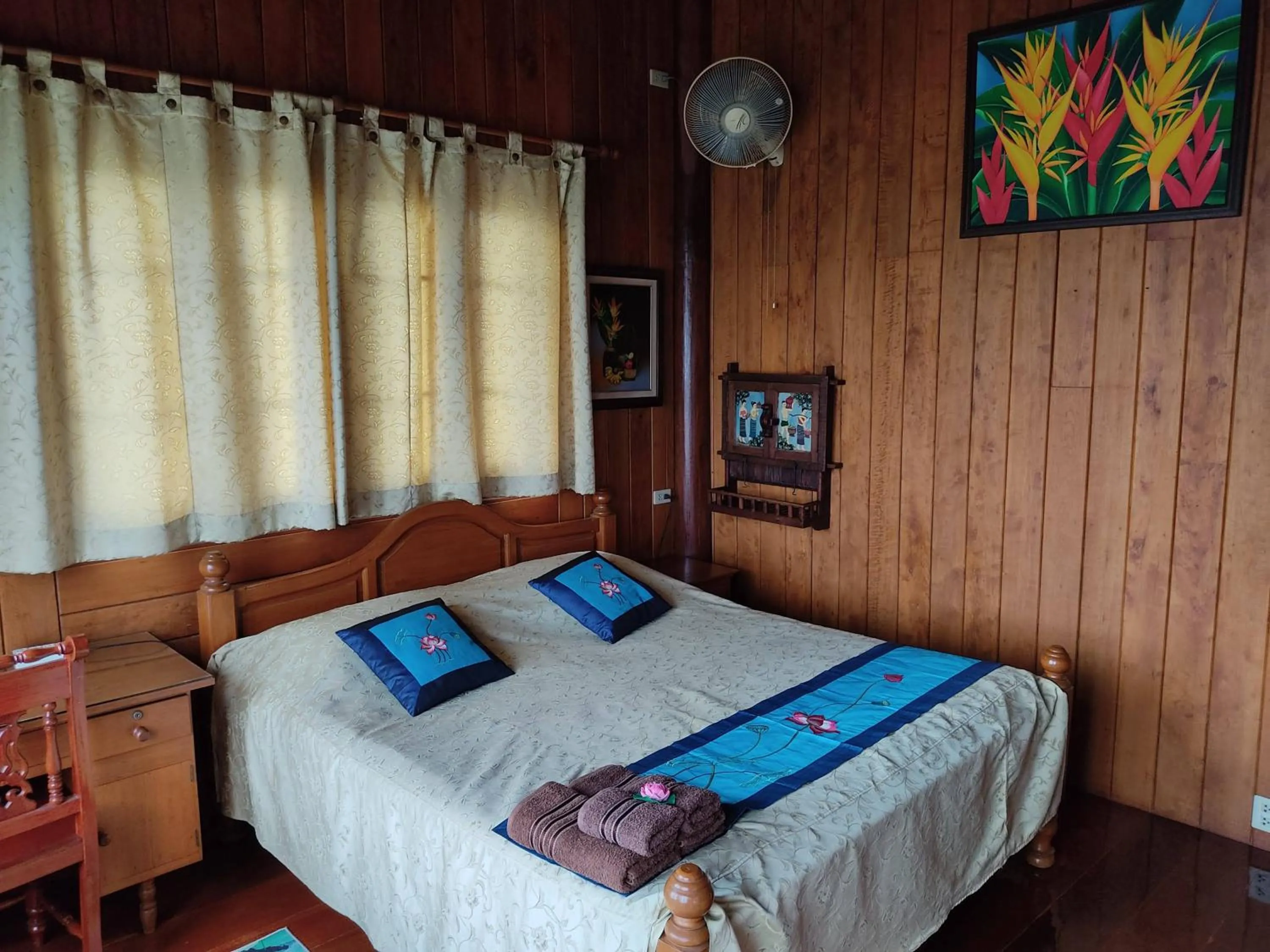 Bed in Hidden Holiday House