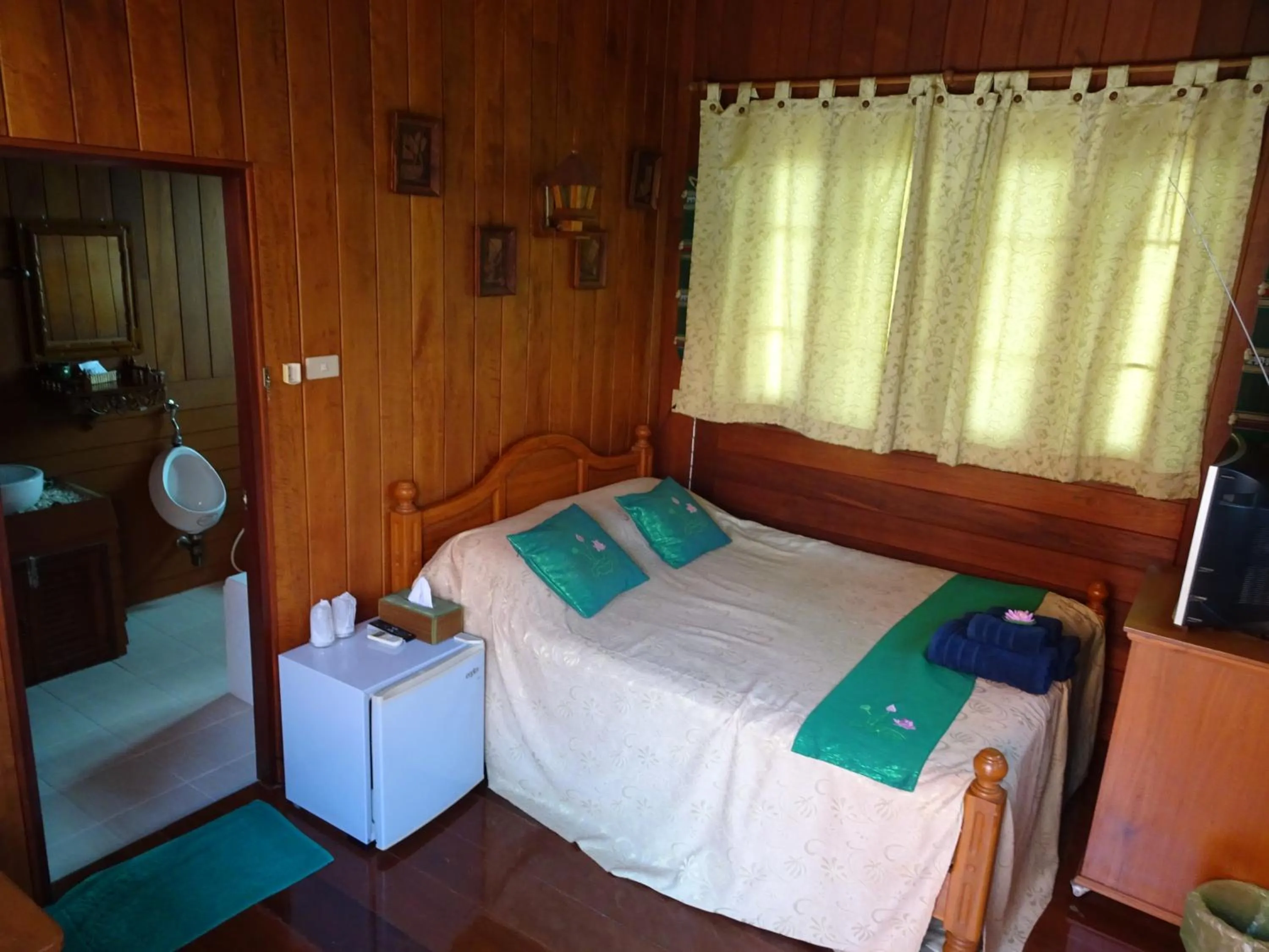 Bedroom, Bed in Hidden Holiday House