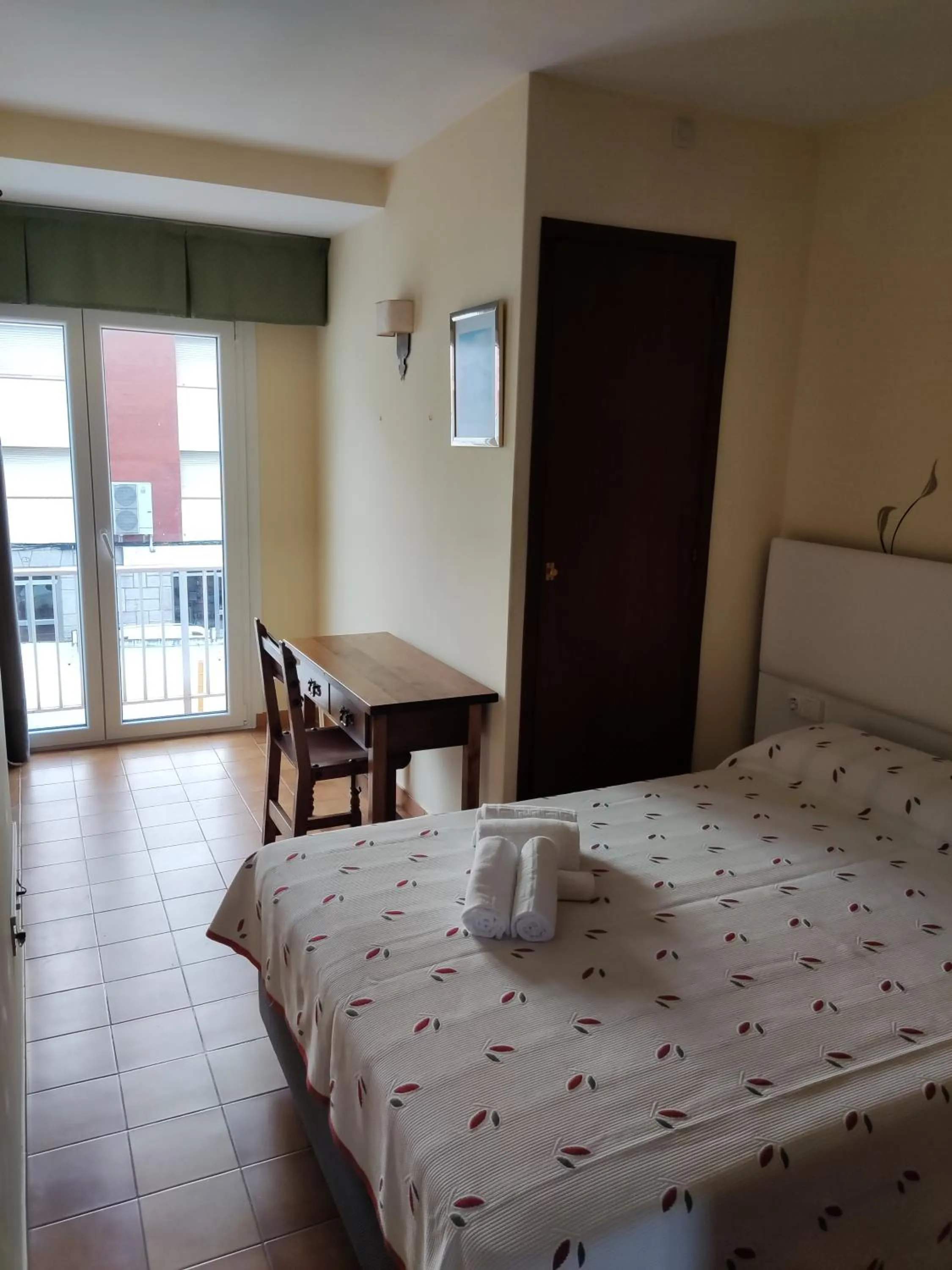 Bed in Hotel Nuevo Cachalote