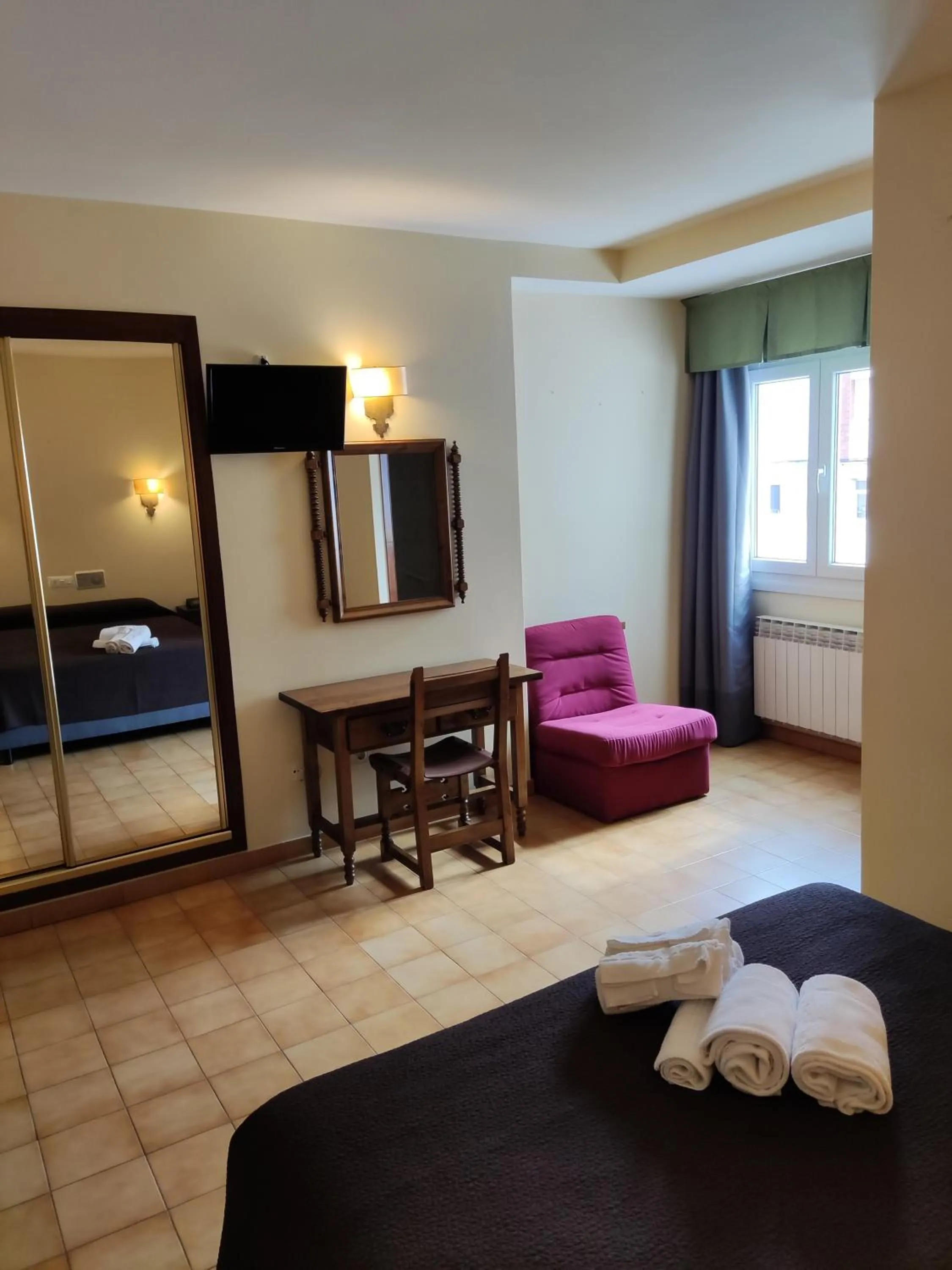 Bed in Hotel Nuevo Cachalote