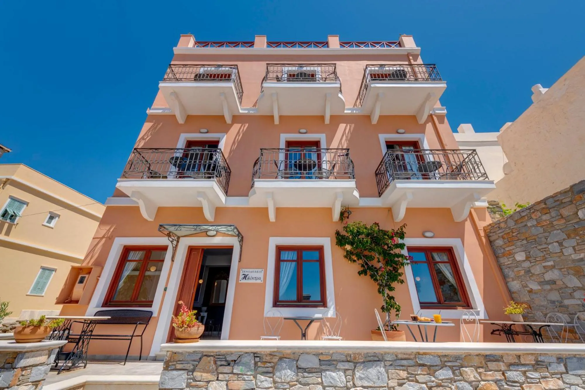 Property building in Electra Syros - Adults Only
