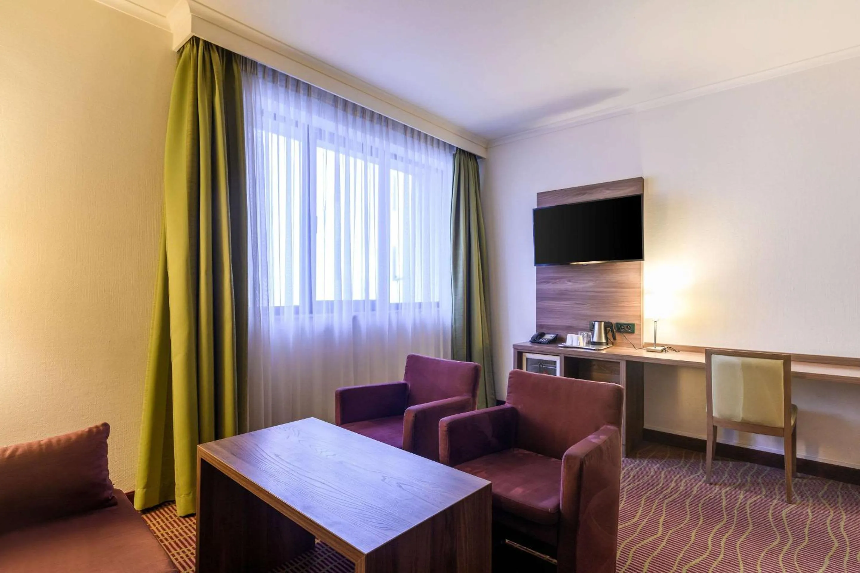 Photo of the whole room in Hotel Opera Antwerpen Centrum