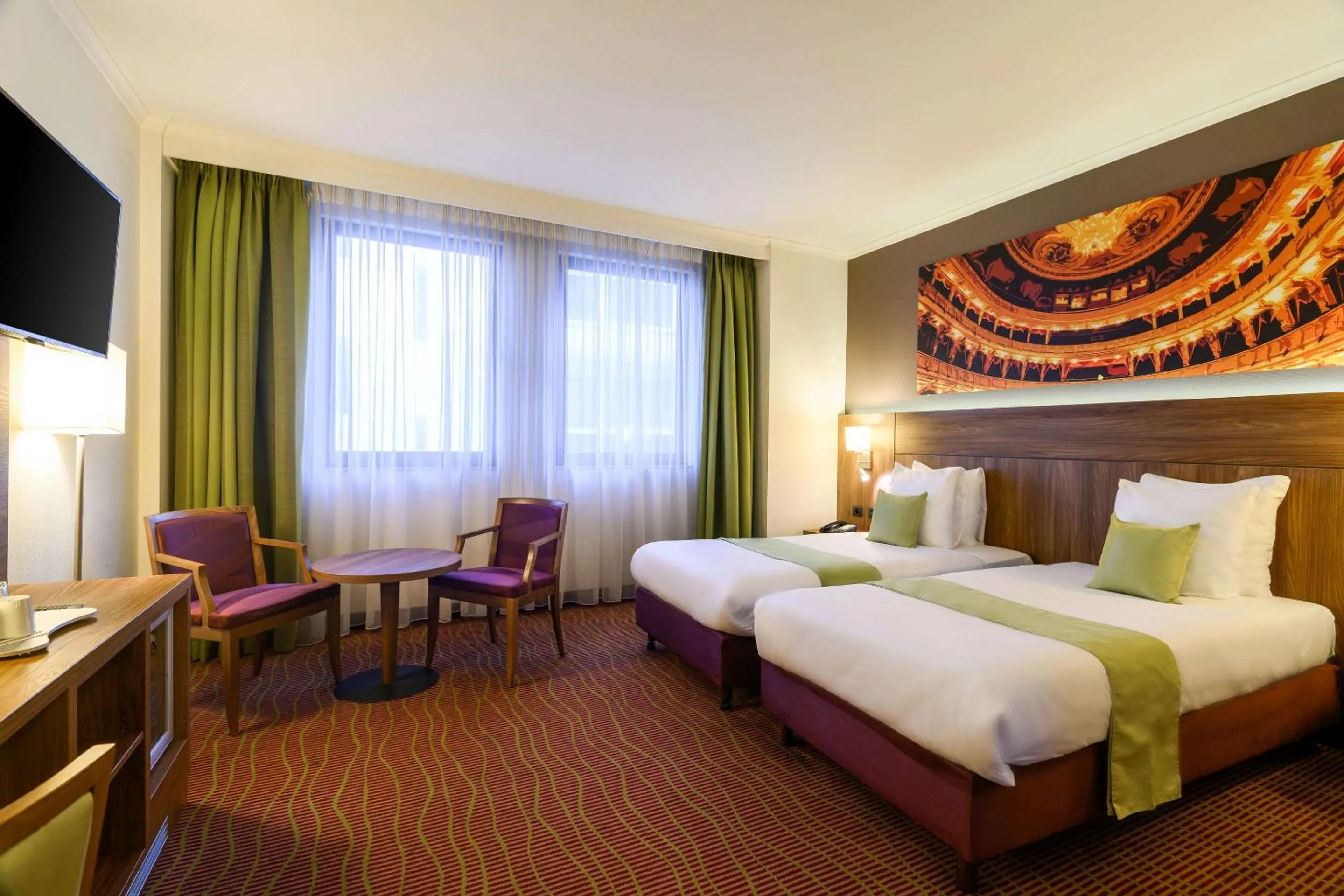 Photo of the whole room, Bed in Hotel Opera Antwerpen Centrum