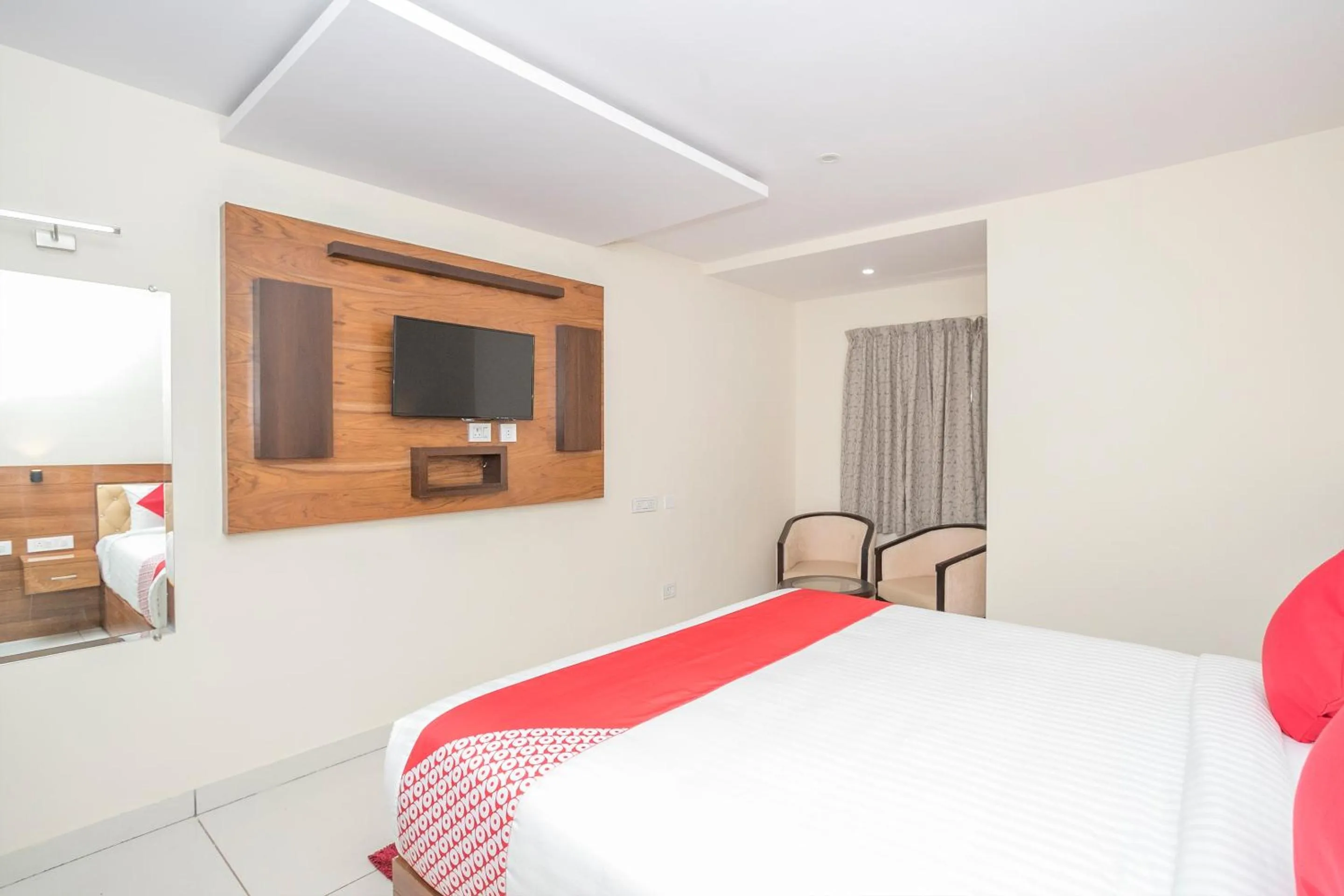 Bedroom, Bed in Super Hotel O Ivy Dew Drops