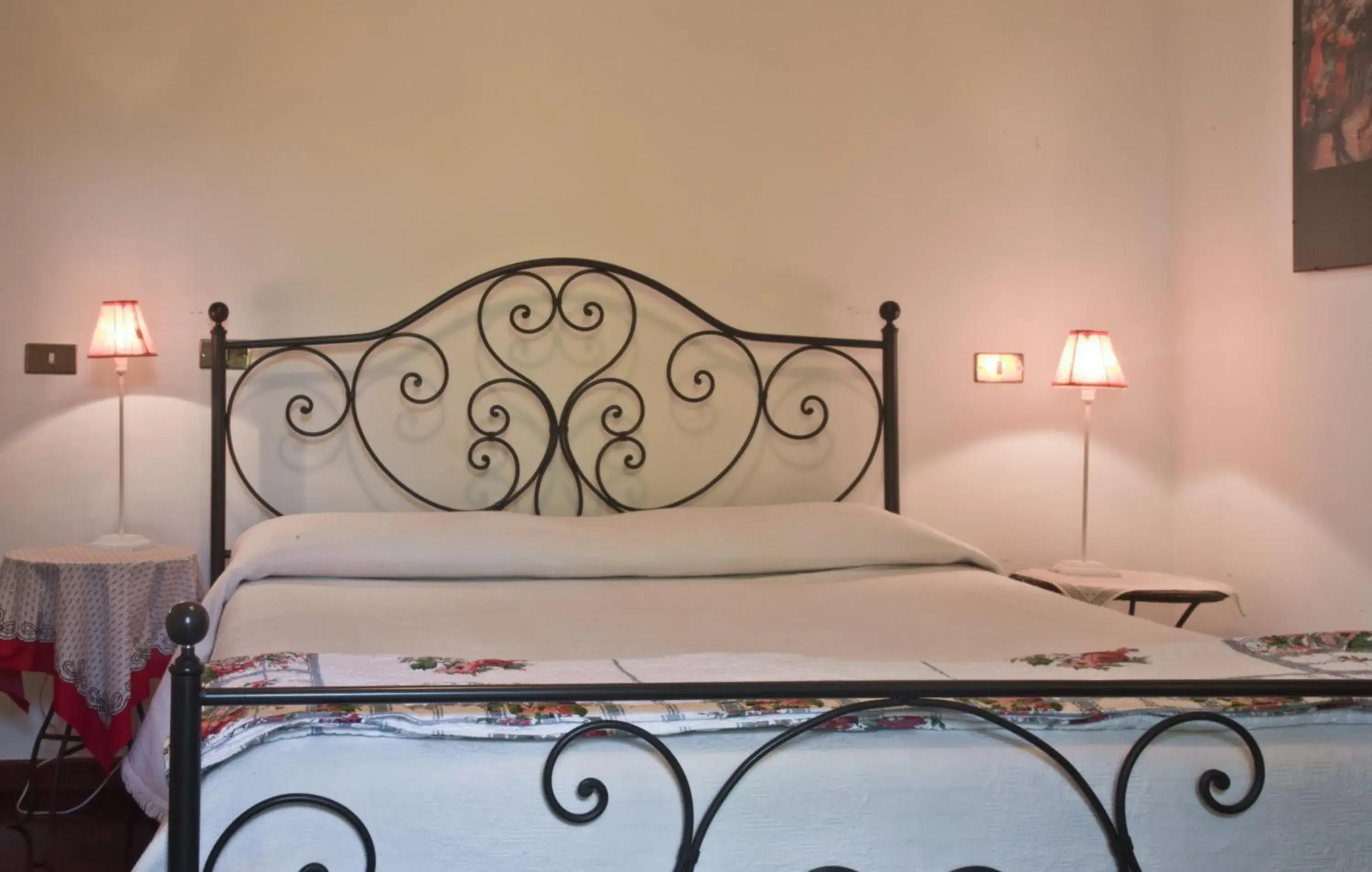 Double Room with Private External Bathroom - single occupancy in Il Giardino di Matilde Double Room with Private External Bathroom - single occupancy in Il Giardino di Matilde