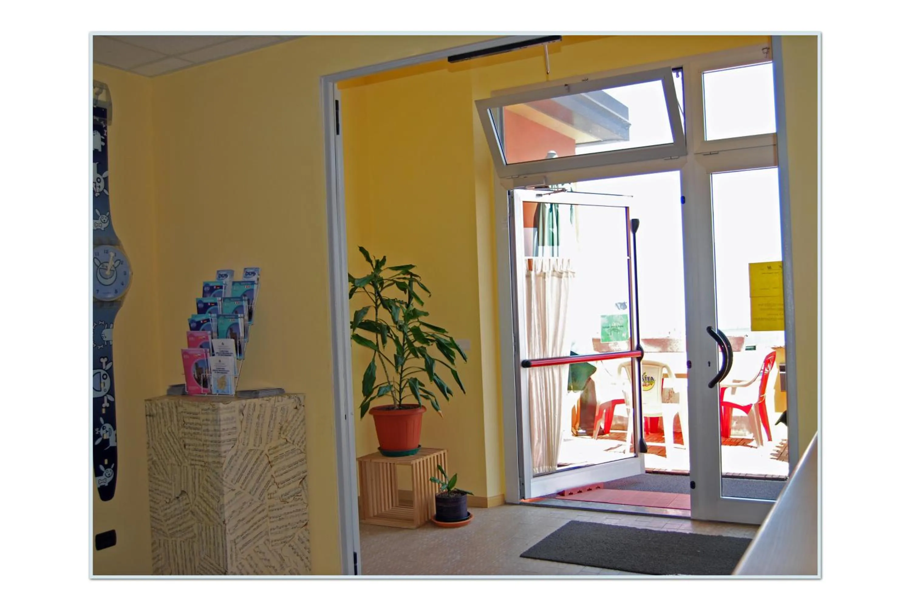 Lobby or reception in Hostel San Marino