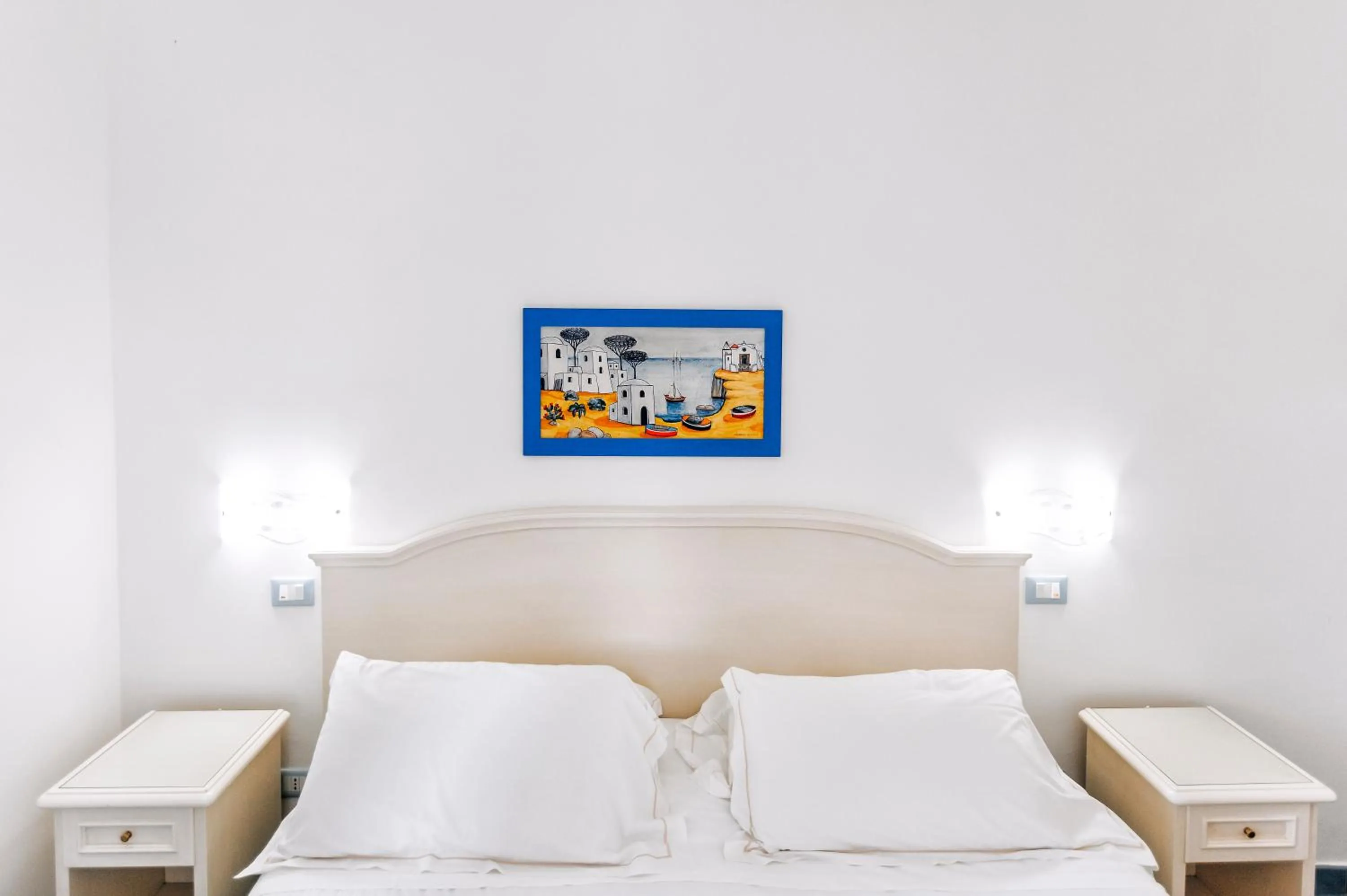 Decorative detail, Bed in Hotel Cava Dell'Isola