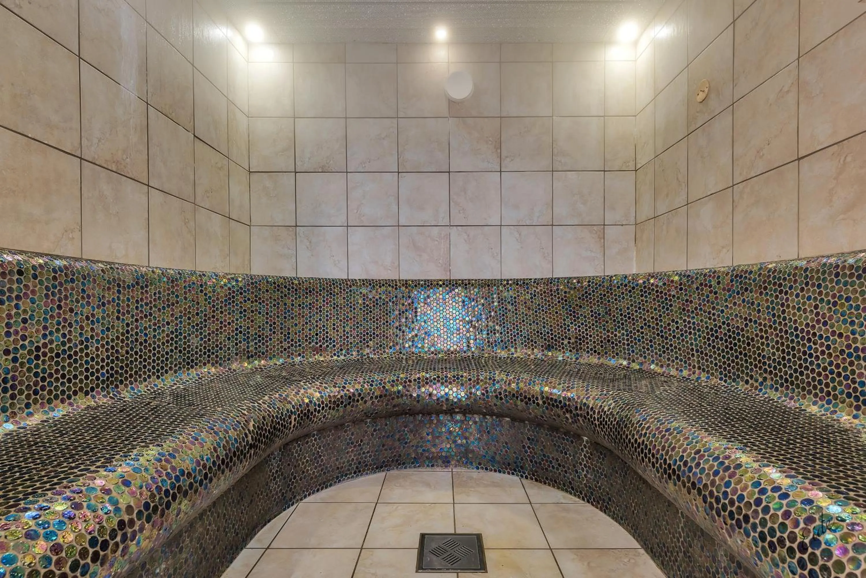 Steam room in Nordfjord Hotell