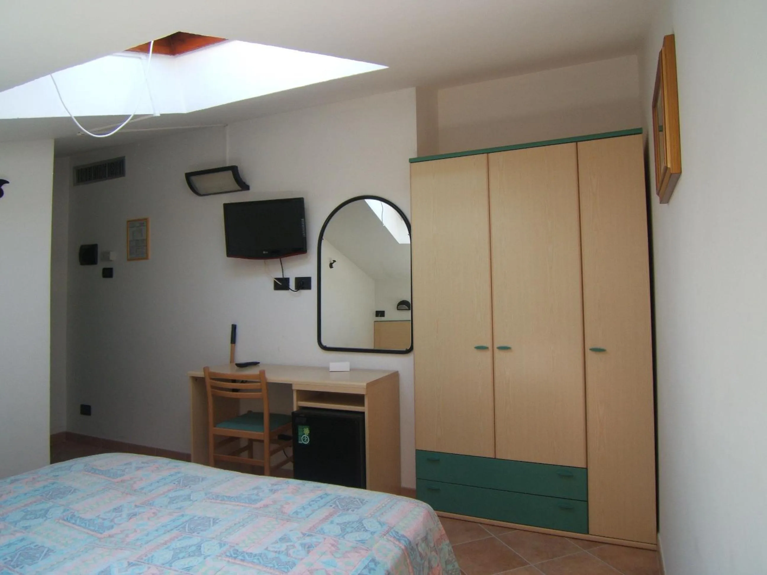 TV and multimedia, Bed in Hotel Prestige