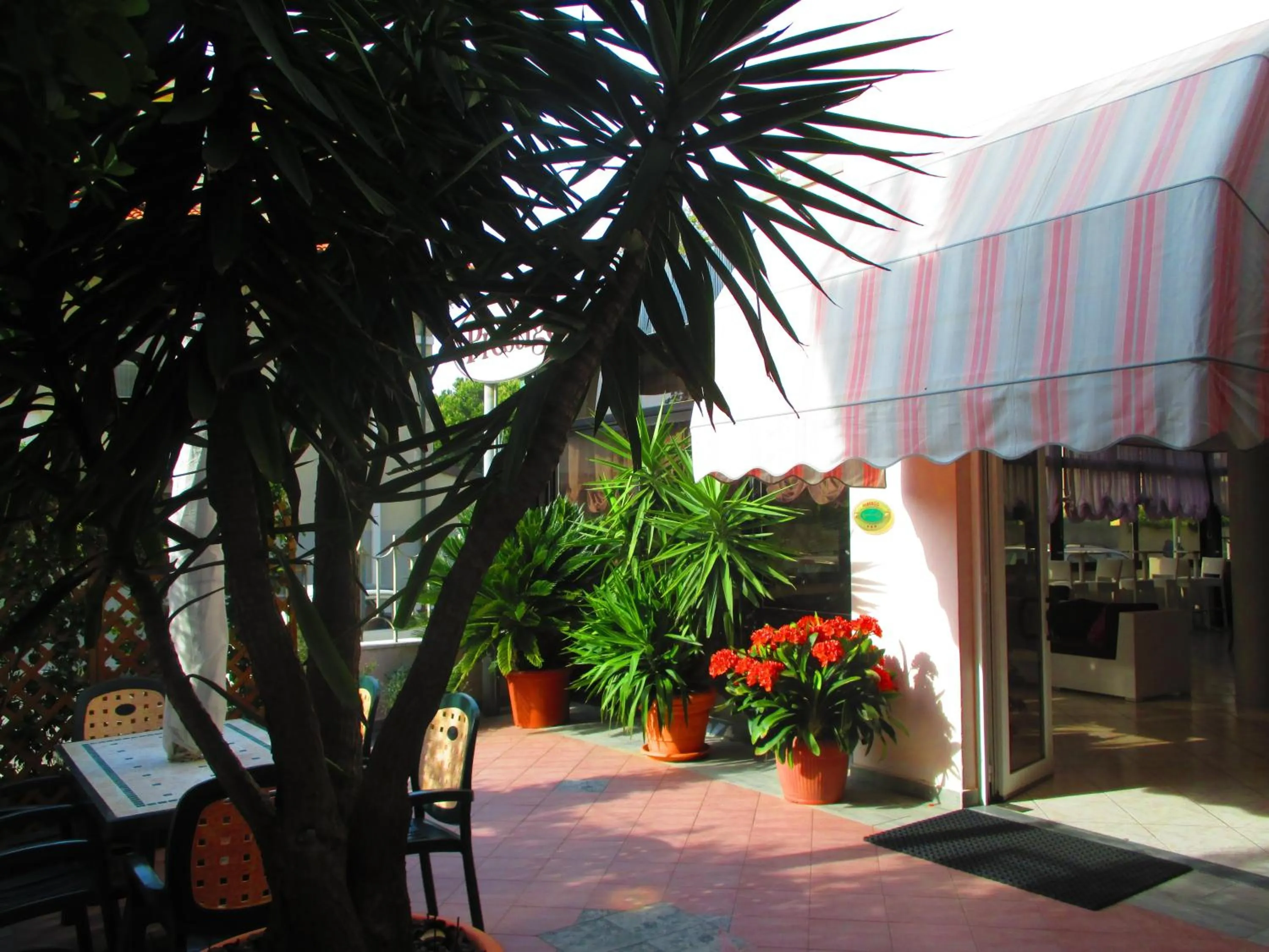 Facade/entrance in Hotel Prestige