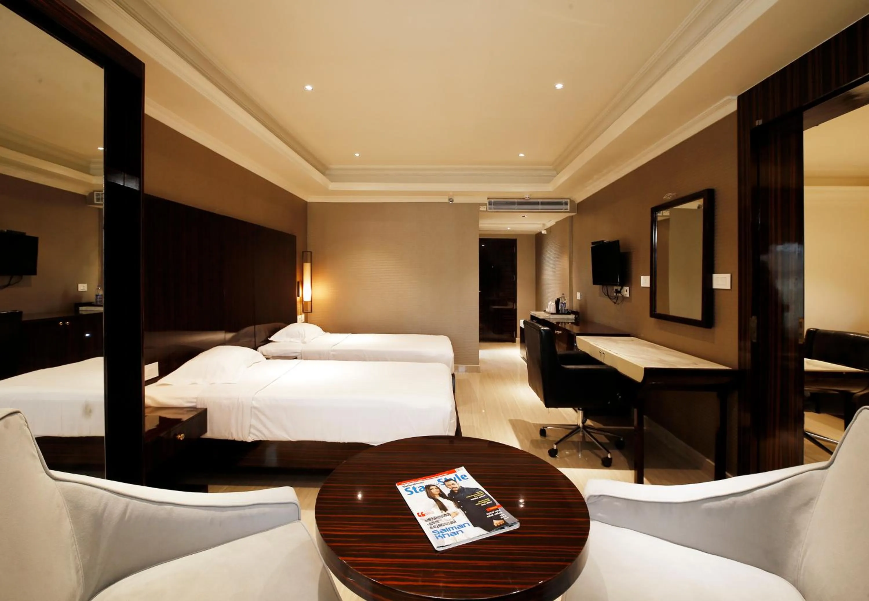 Dining area in Hotel Park Residency