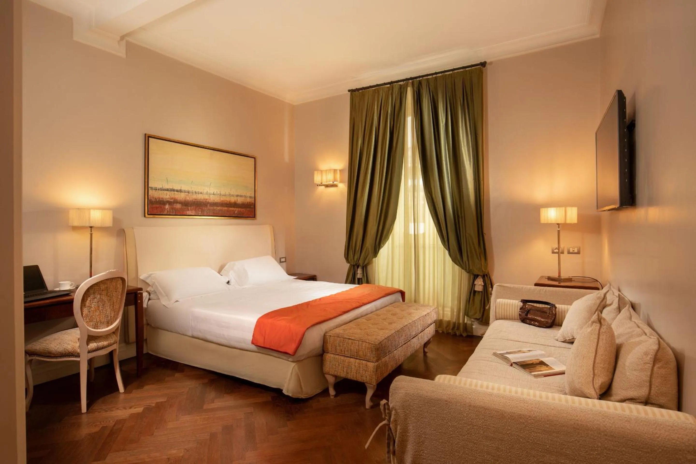 Bed in Vivaldi Luxury Rooms