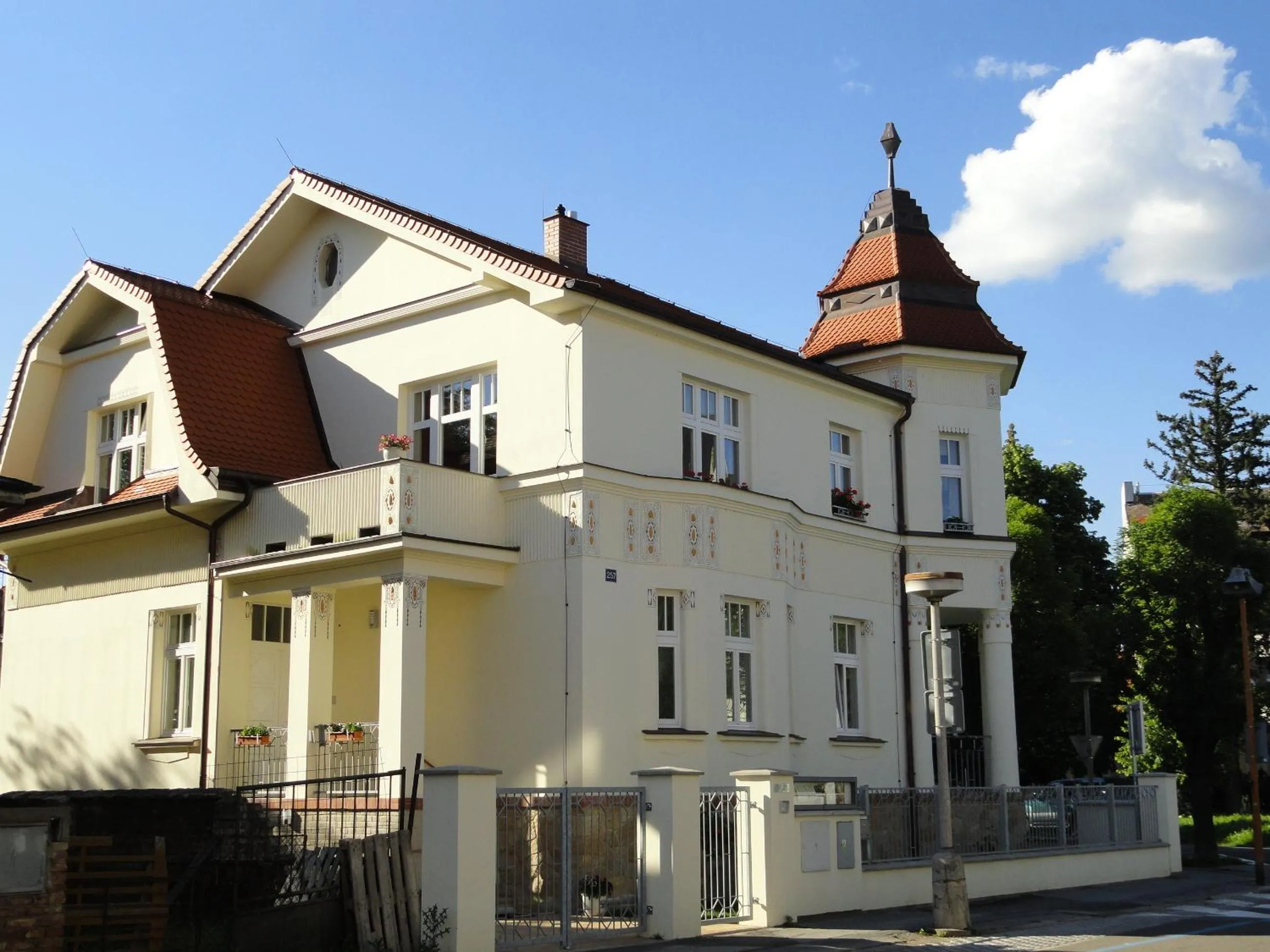 Facade/entrance in Villa A. Malka