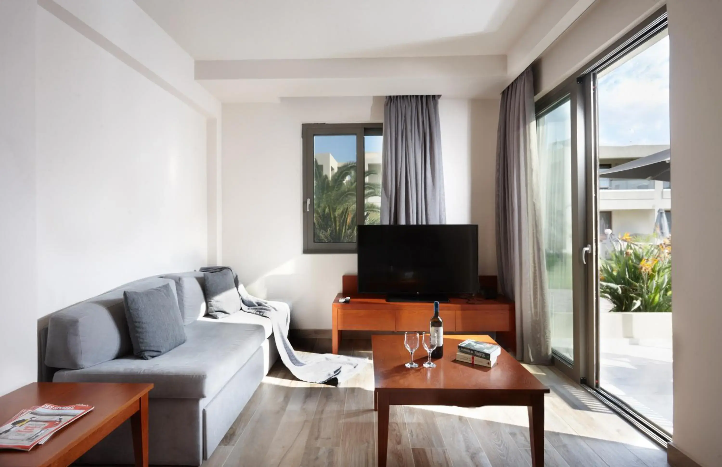 Two-Bedroom Apartment - Split Level in Anna's House Two-Bedroom Apartment - Split Level in Anna's House