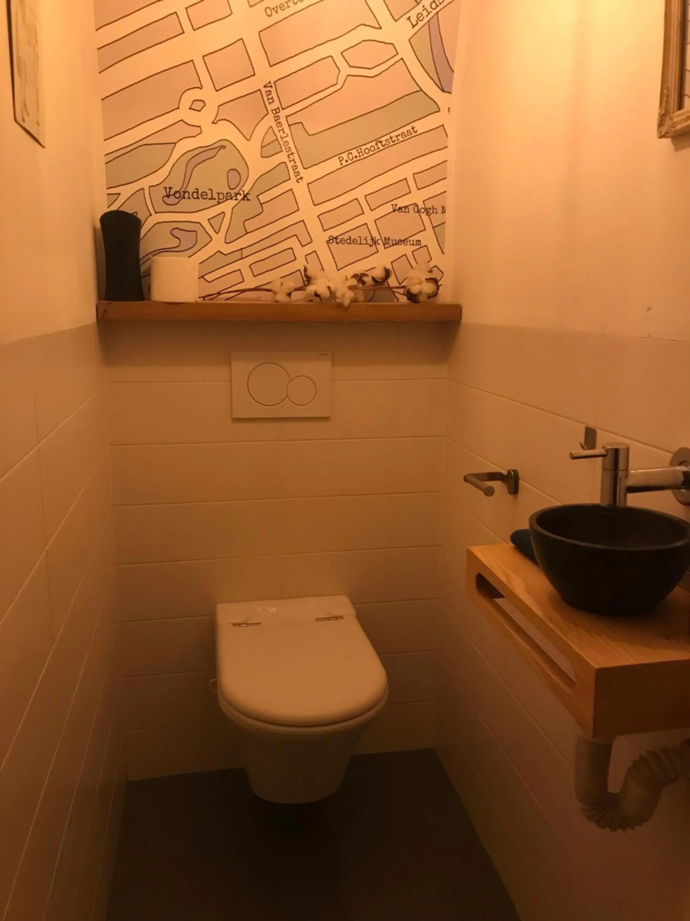 Toilet in B&B Numero 14