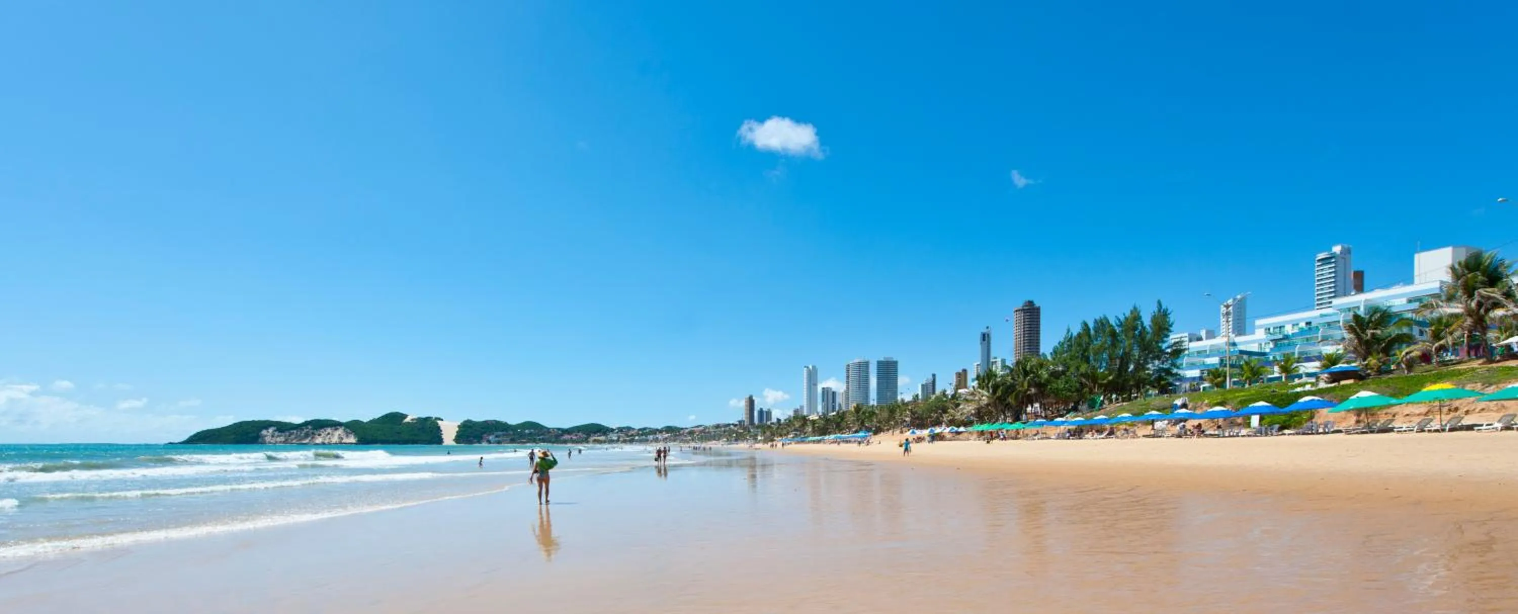 Beach in Coral Plaza Apart Hotel