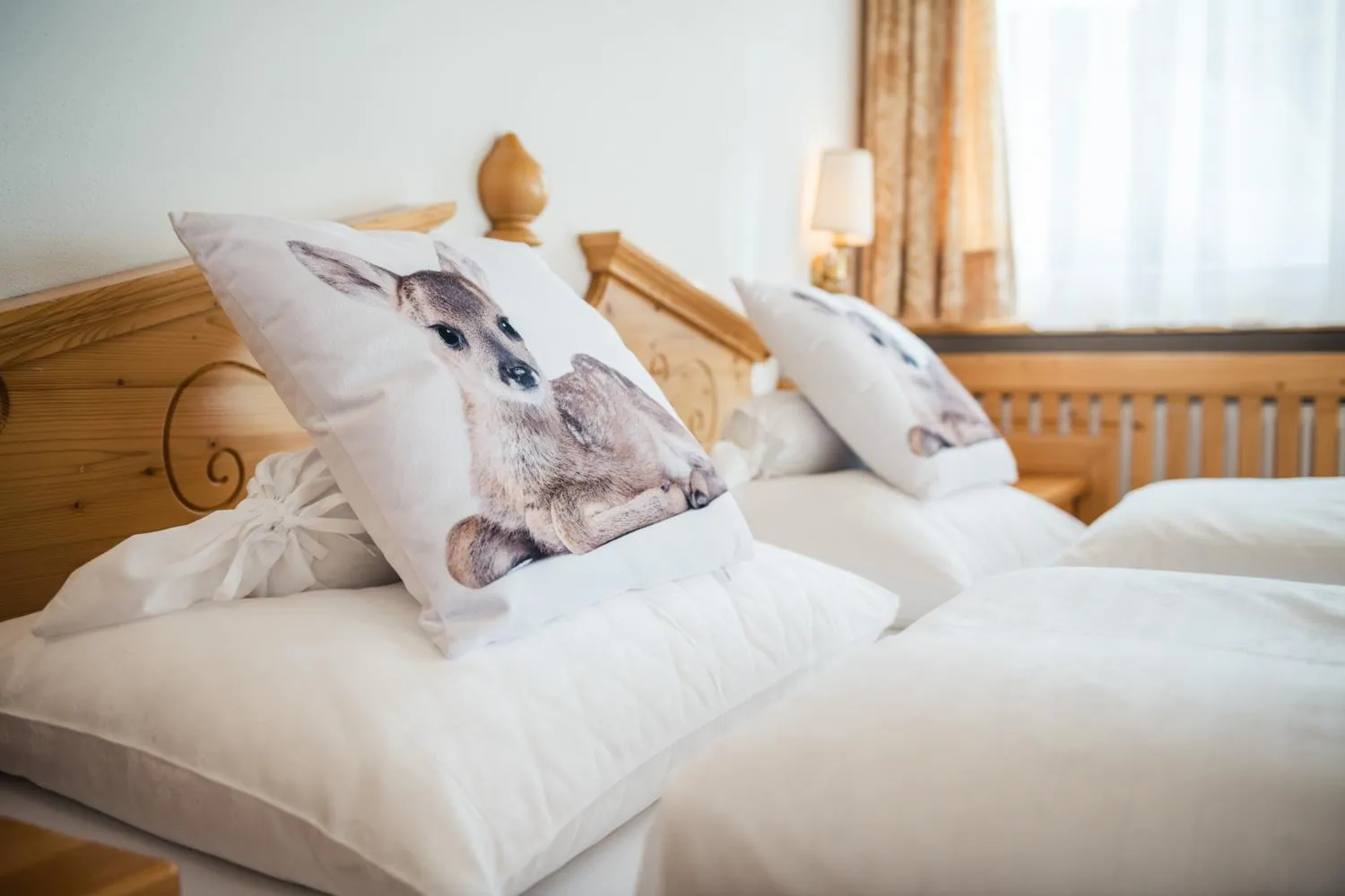 Bed in Alpenhotel Plaza