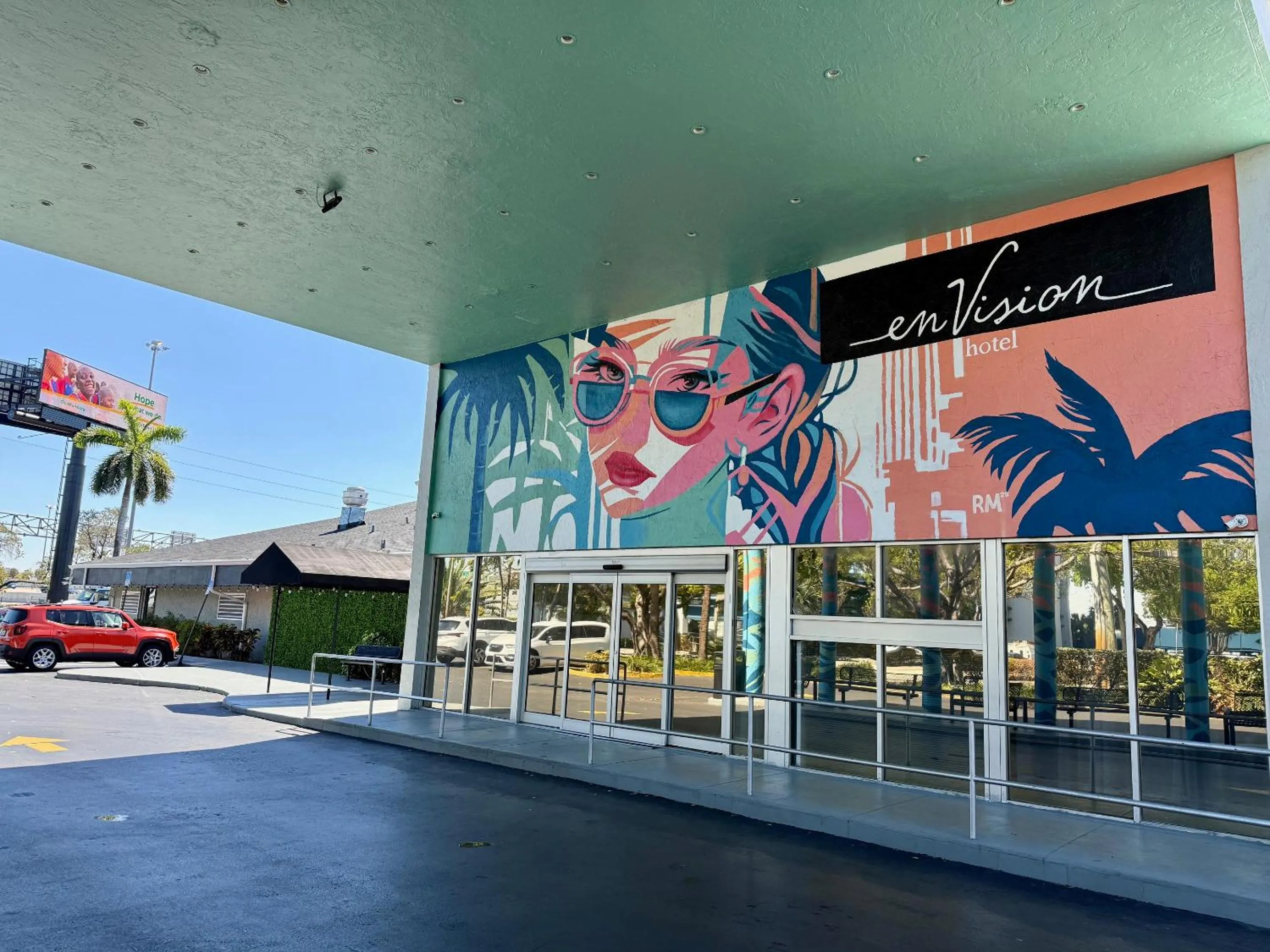 Facade/entrance in enVision Hotel Miami International Airport