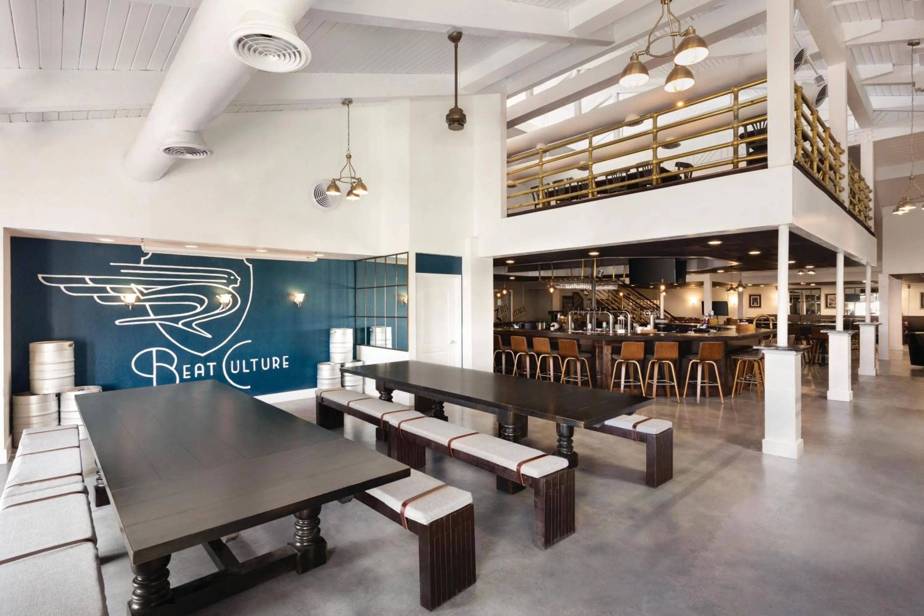 Restaurant/places to eat in enVision Hotel Miami International Airport