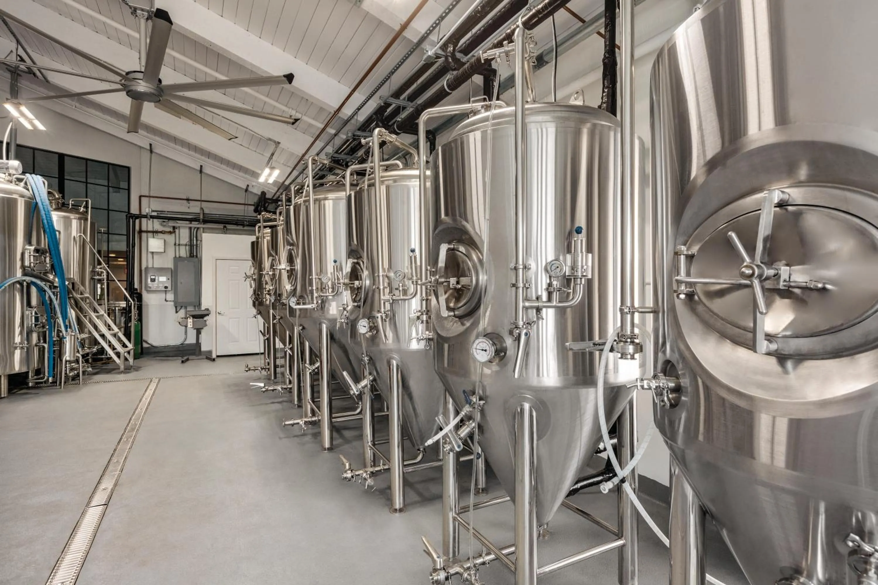 Restaurant/places to eat in enVision Hotel Miami International Airport