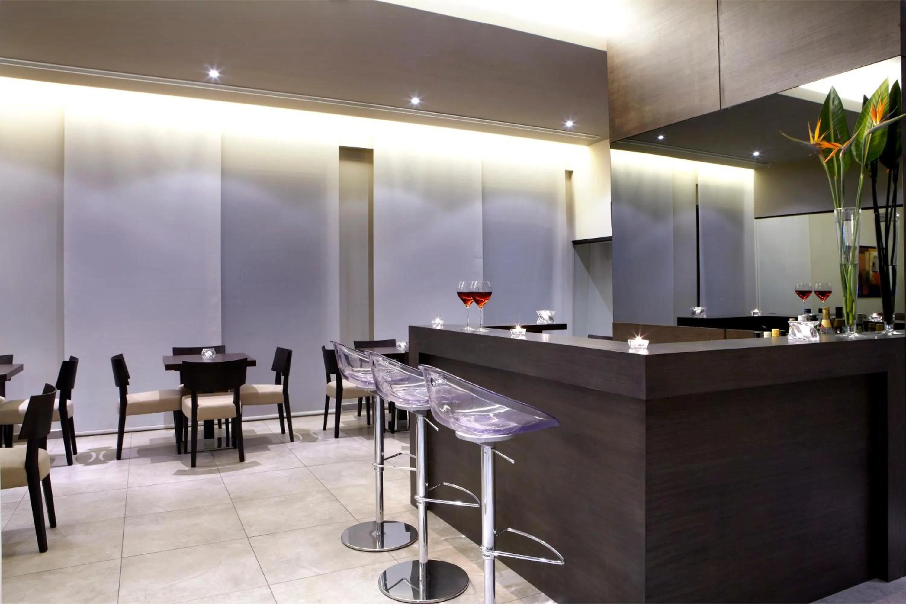 Lounge or bar in Mouikis Hotel Kefalonia