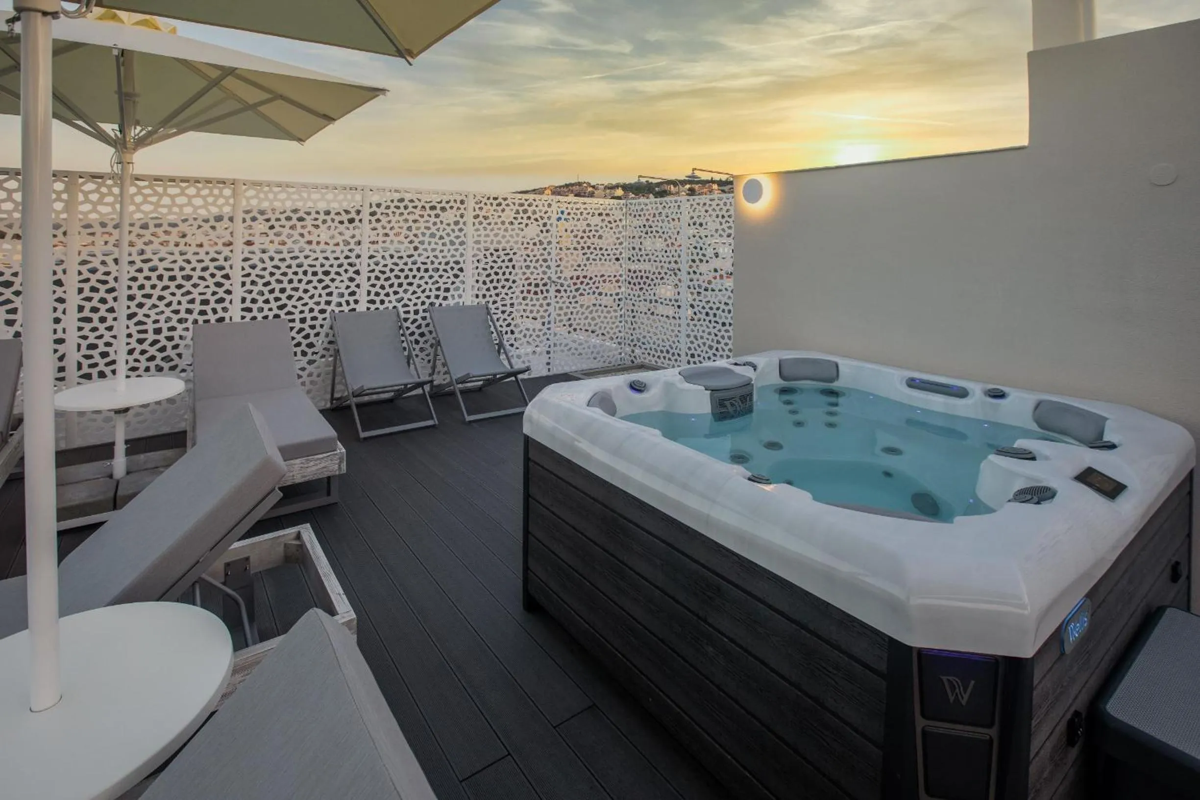 Area and facilities in Mouikis Hotel Kefalonia