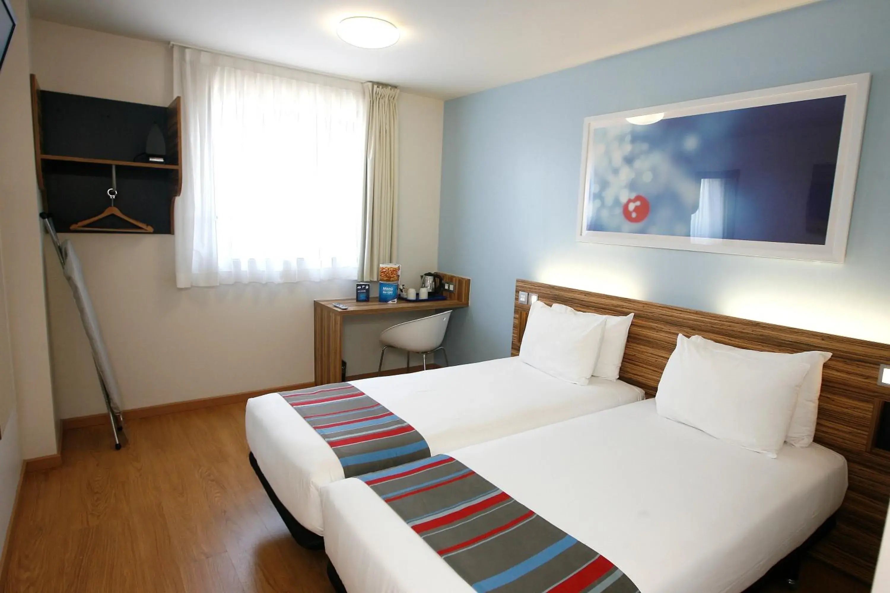 Twin Room in Travelodge Valencia Aeropuerto Twin Room in Travelodge Valencia Aeropuerto