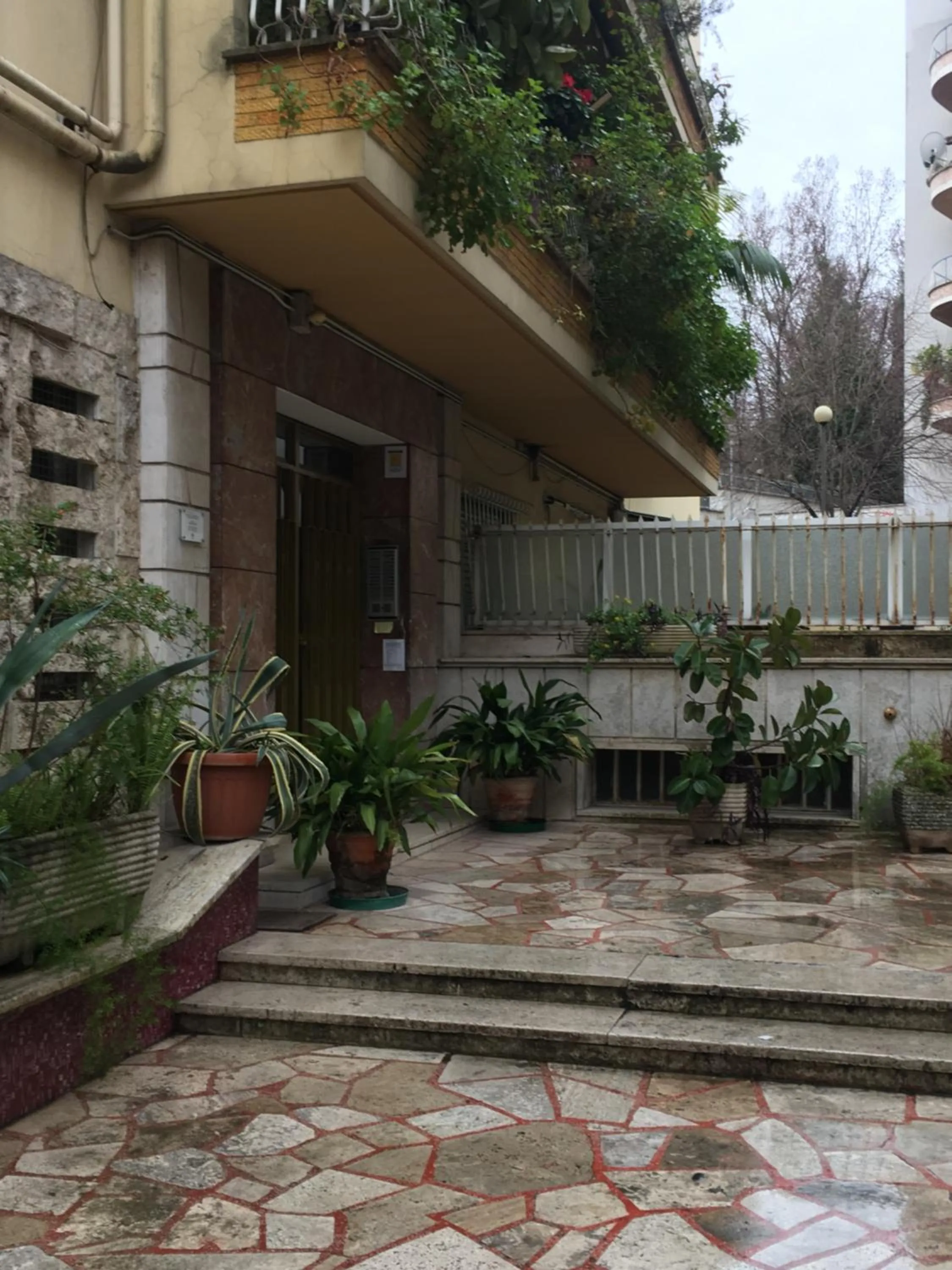 Property building in Domum Vaticani