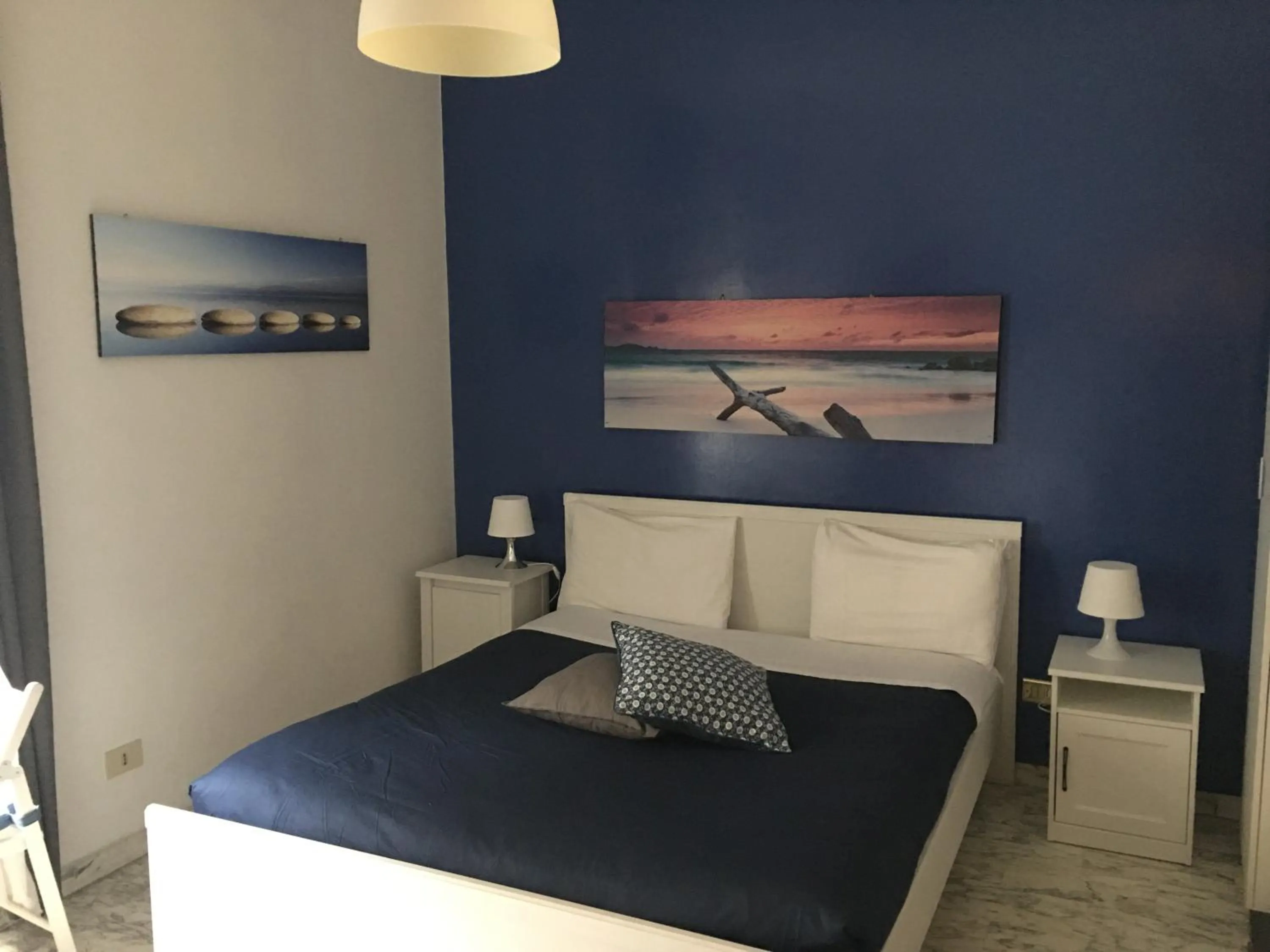 Bedroom, Bed in Domum Vaticani