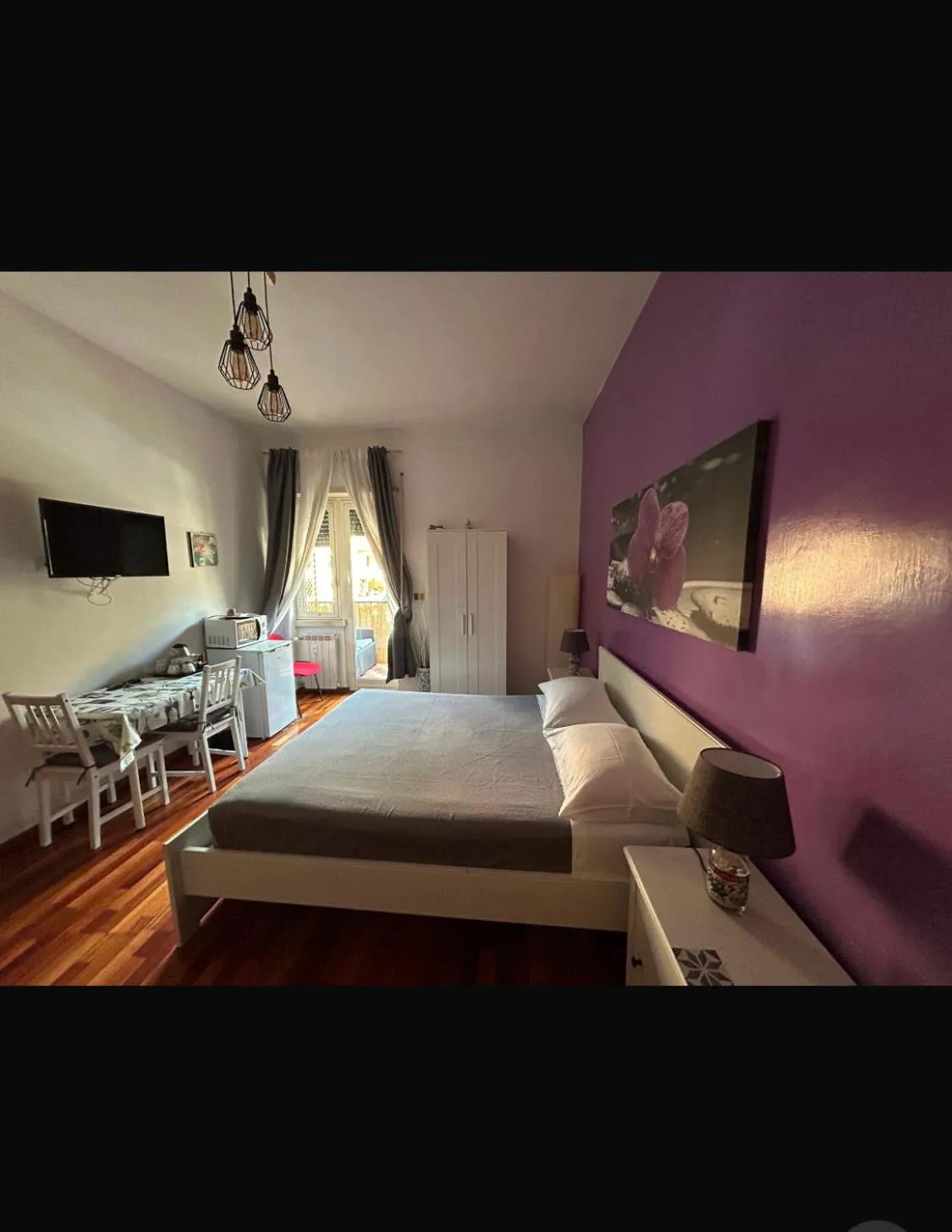 Bedroom, Bed in Domum Vaticani