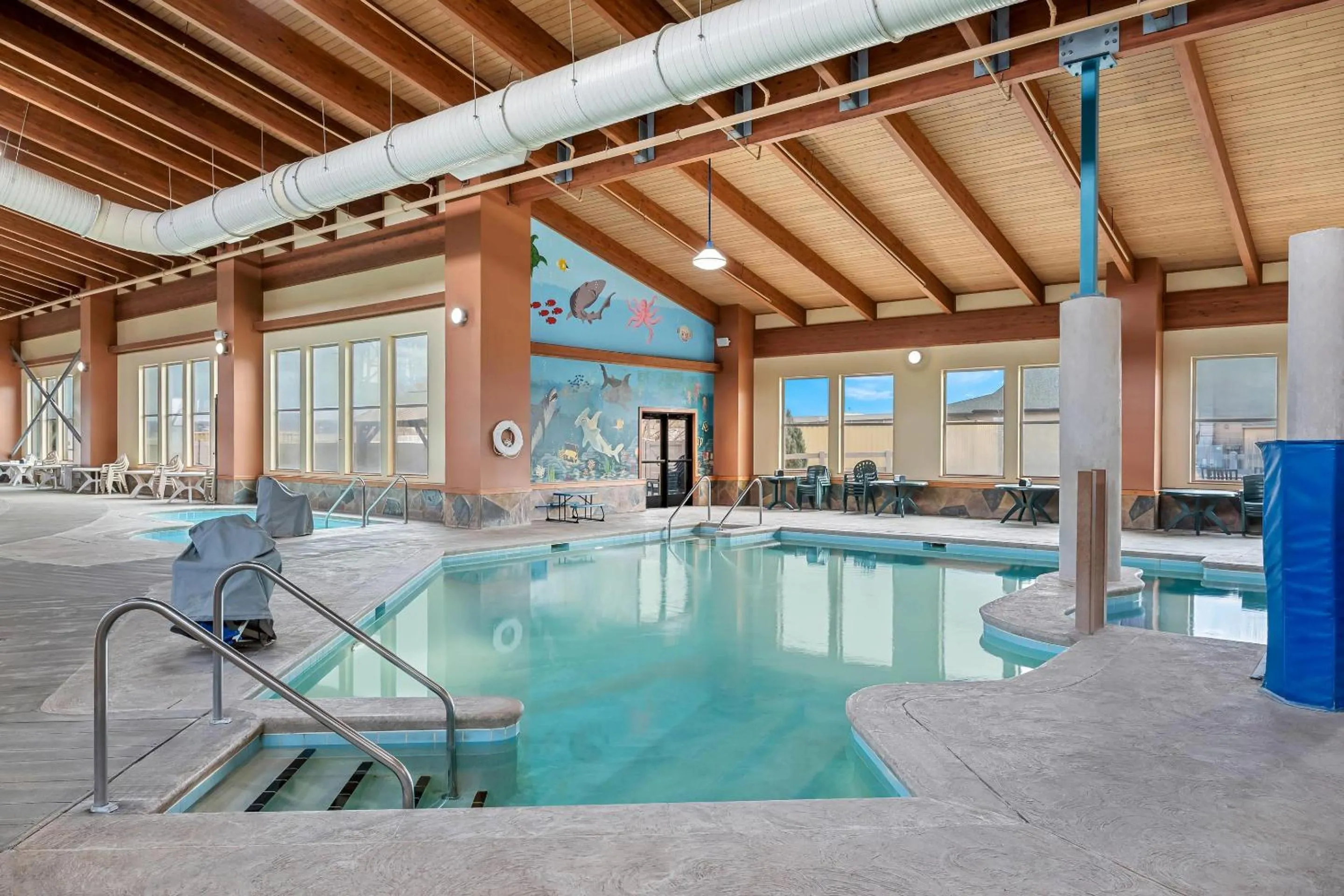 Swimming pool in Big Horn Resort, an Ascend Collection Hotel