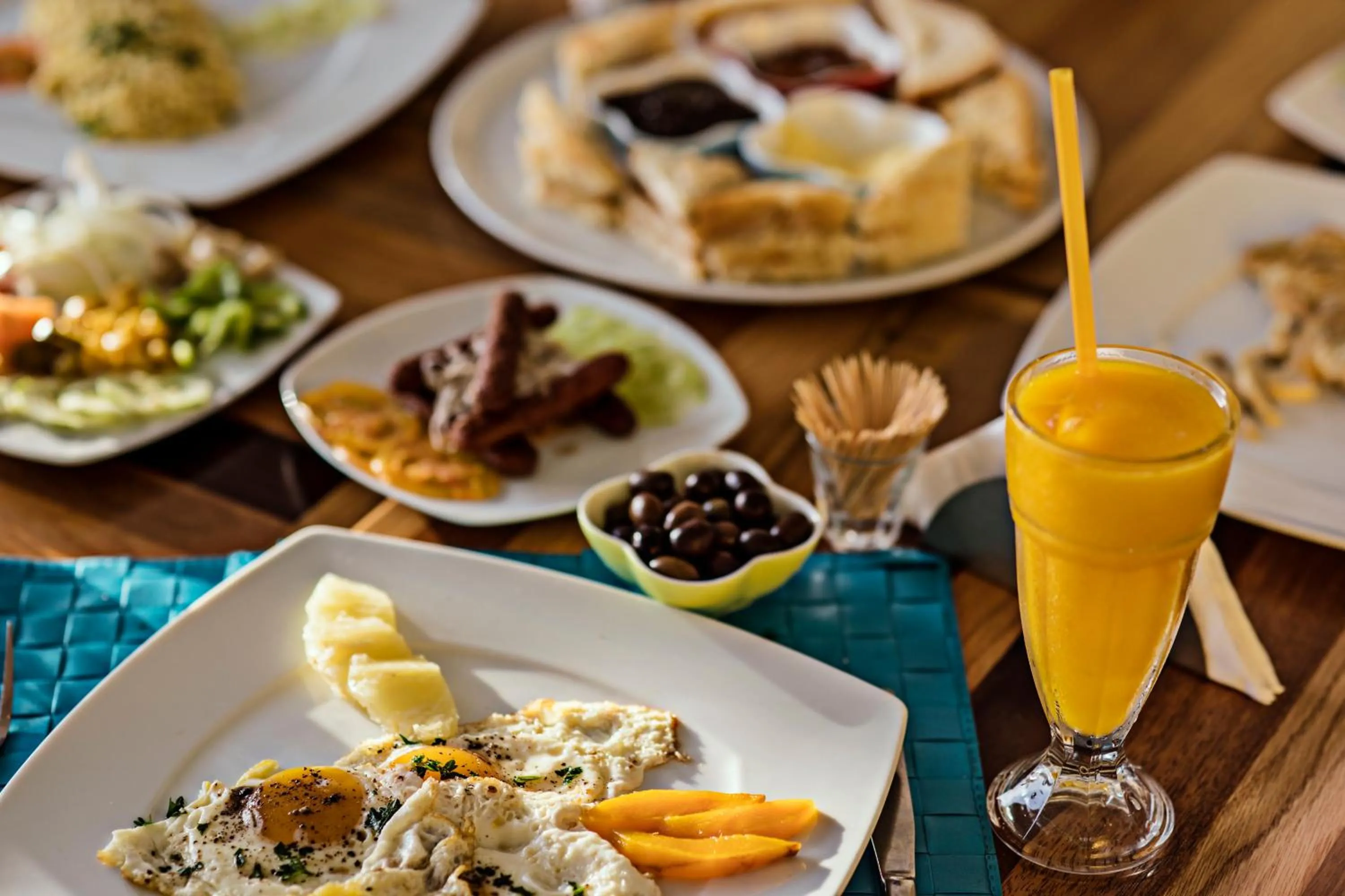 Food and drinks in Sierra Palms Resort