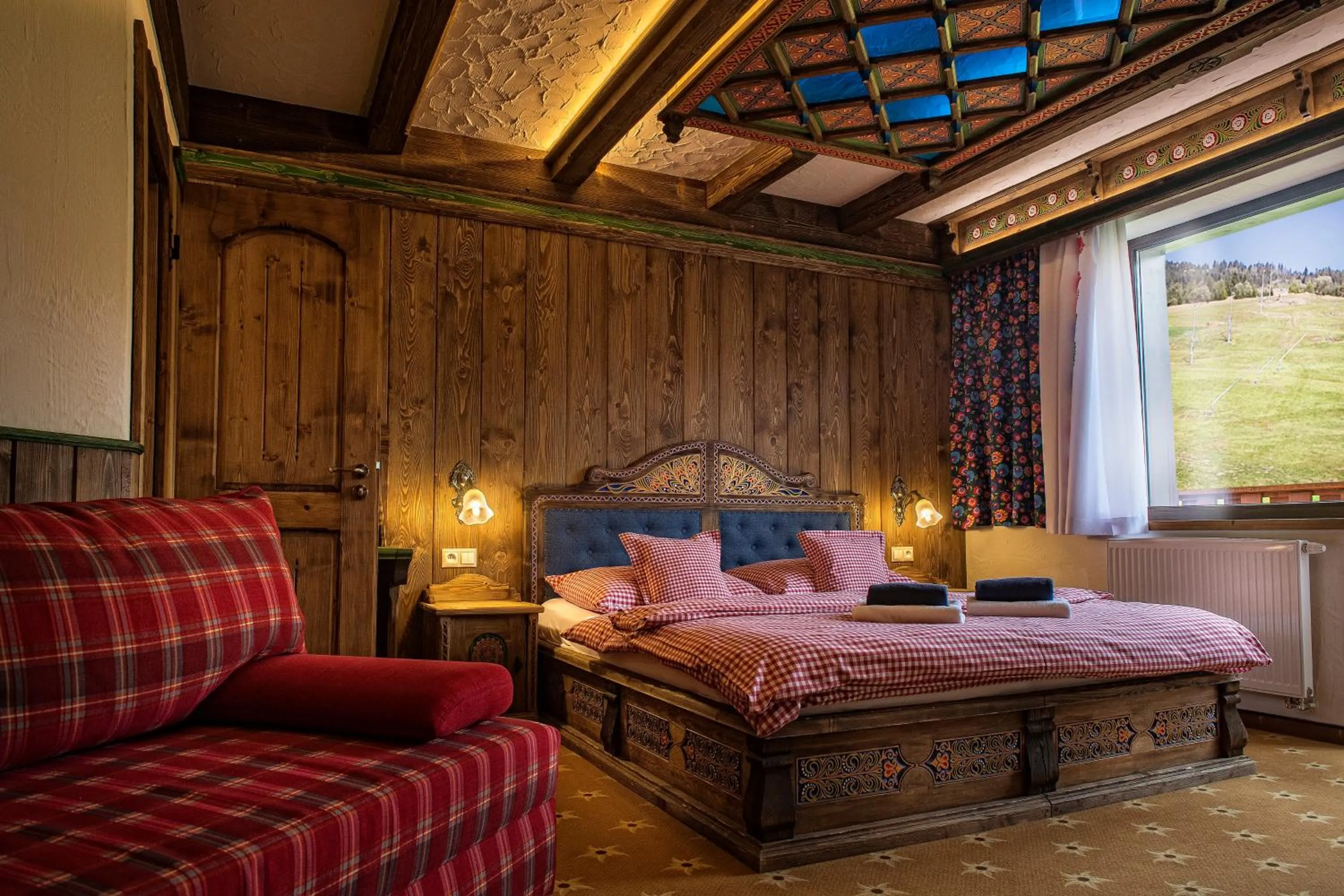 Photo of the whole room, Bed in Grand Hotel**** Bachledka Strachan