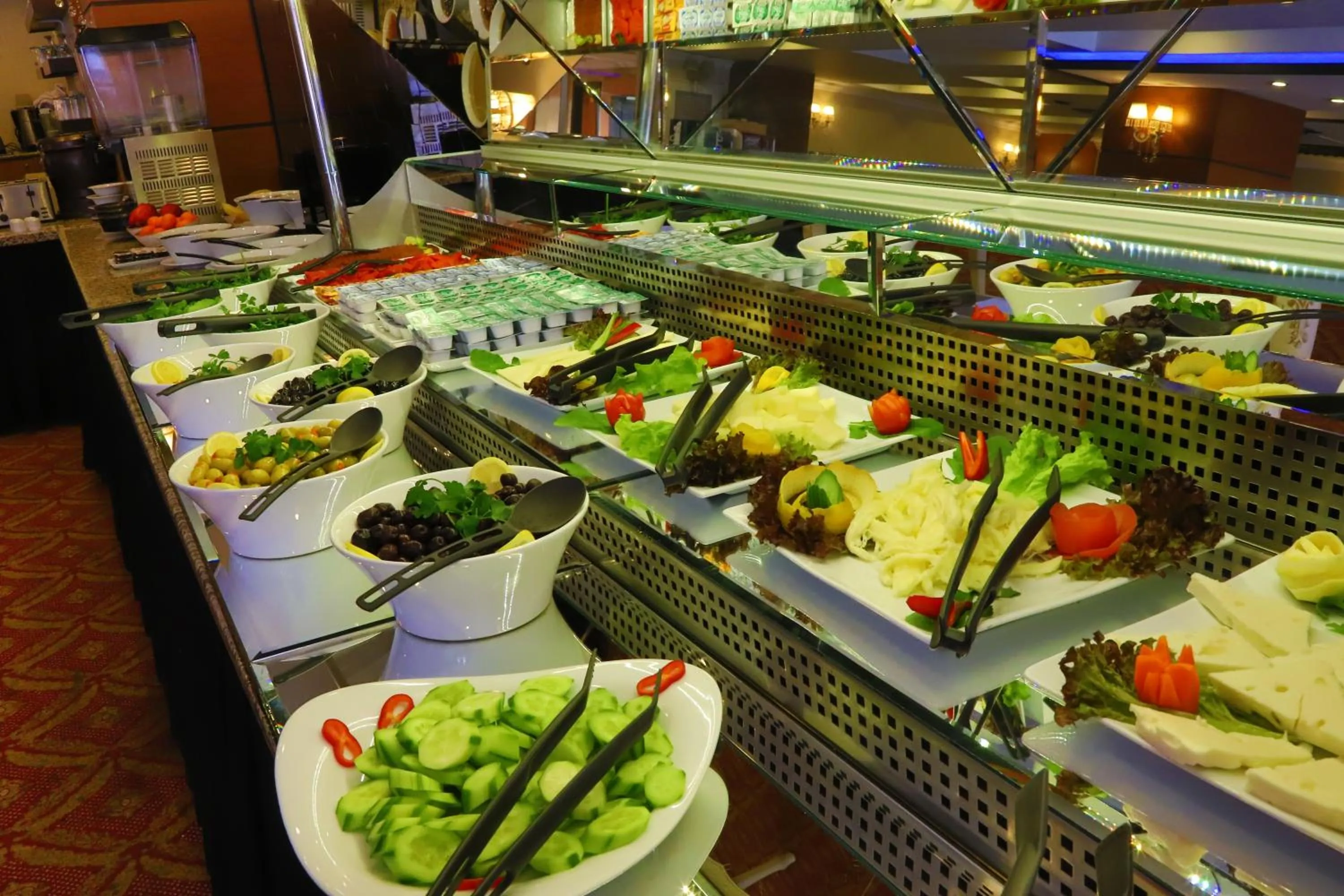 Buffet breakfast in Arya Hotel Sakarya
