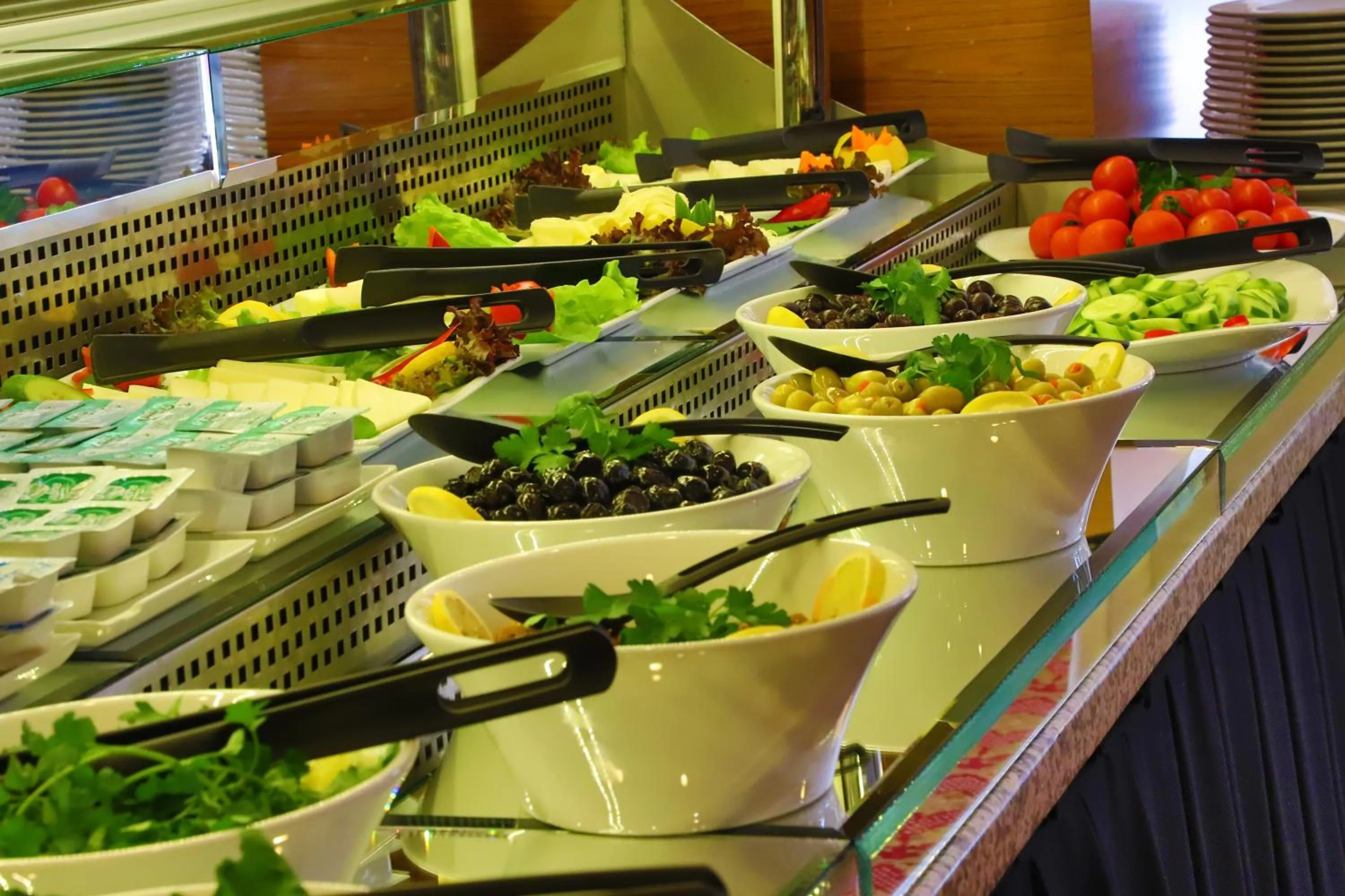 Buffet breakfast in Arya Hotel Sakarya