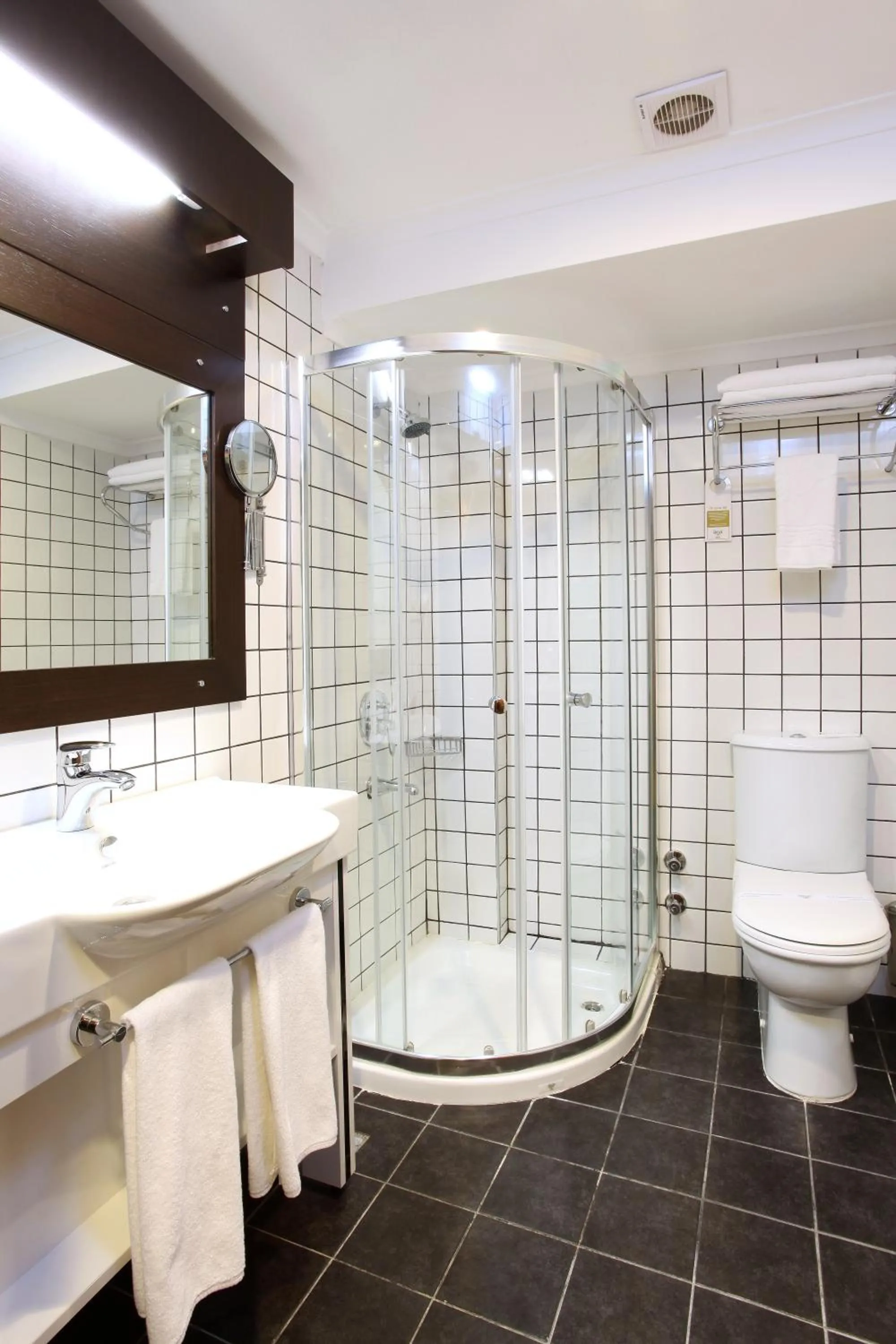 Bathroom in Arya Hotel Sakarya