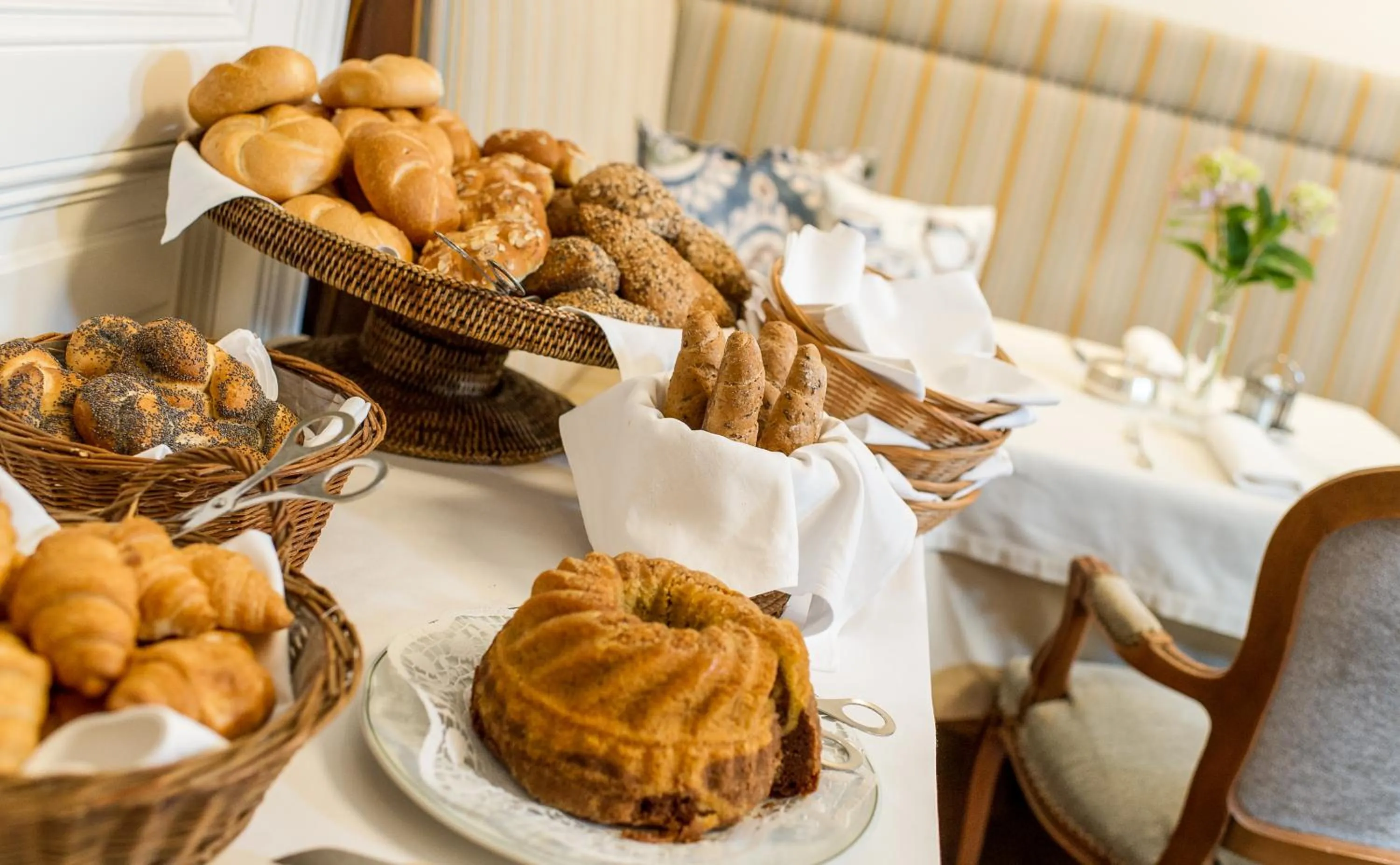 Continental breakfast in Dermuth Hotels – Parkvilla Wörth