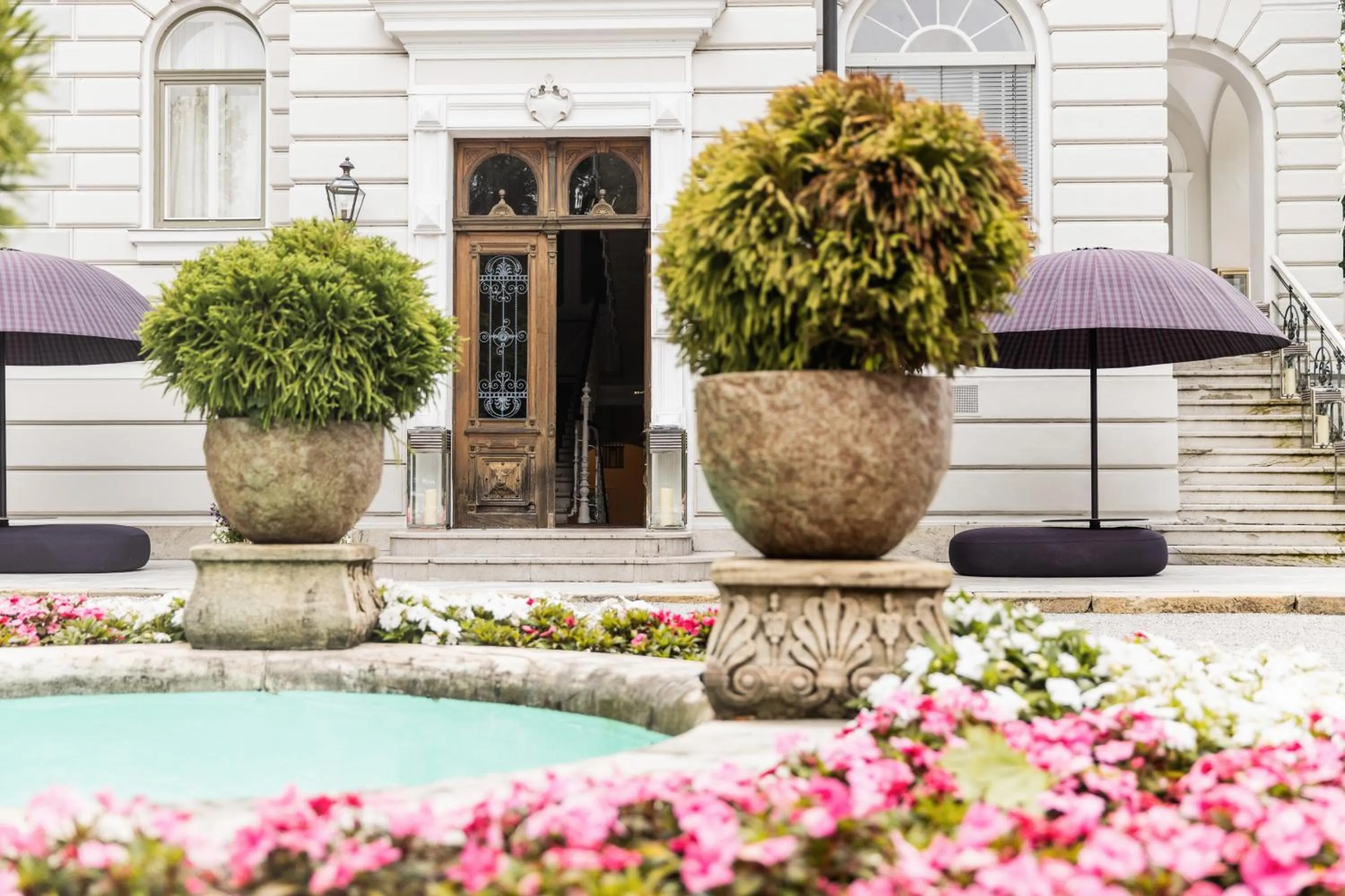 Property building in Dermuth Hotels – Parkvilla Wörth