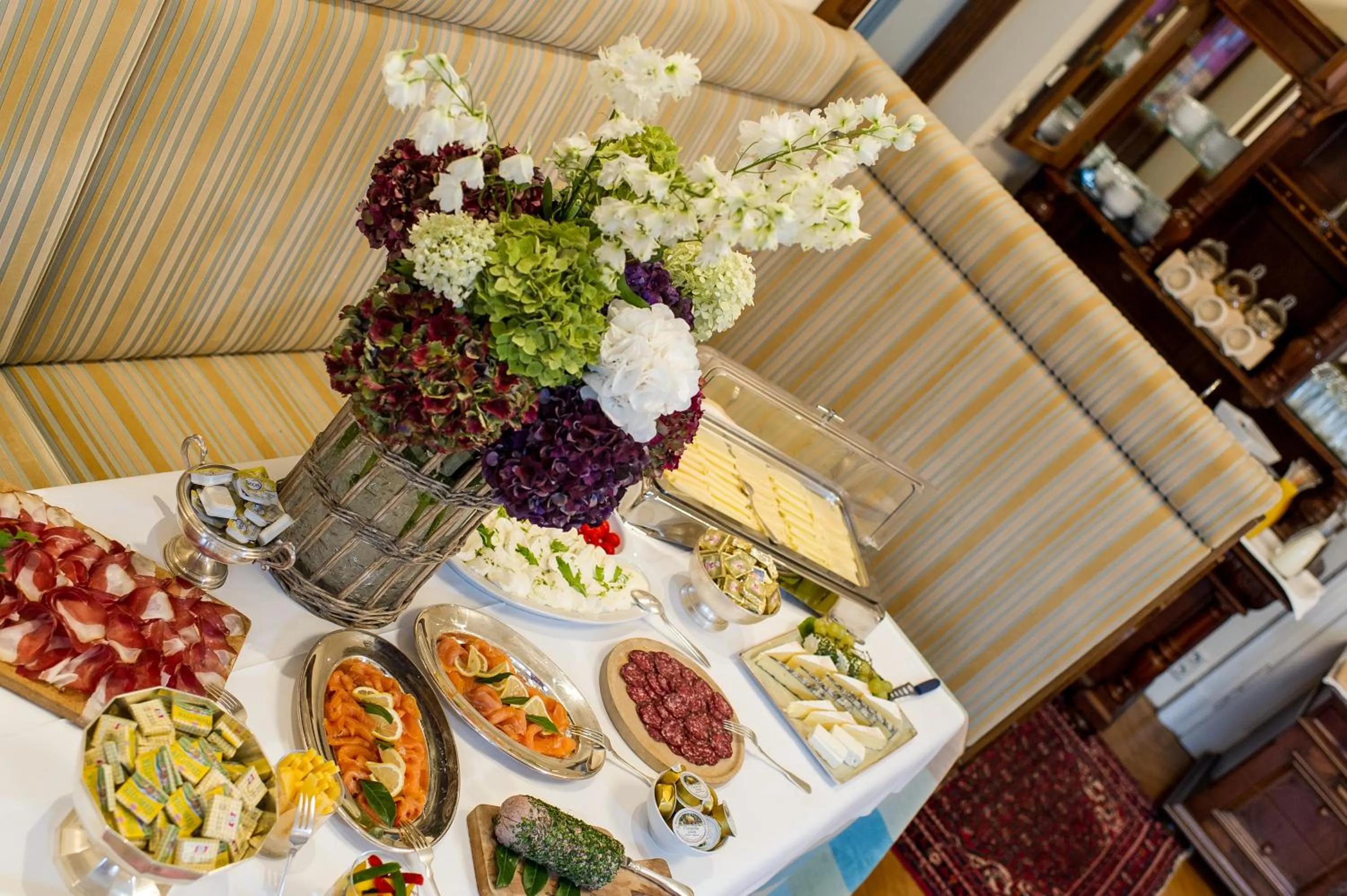 Continental breakfast in Dermuth Hotels – Parkvilla Wörth