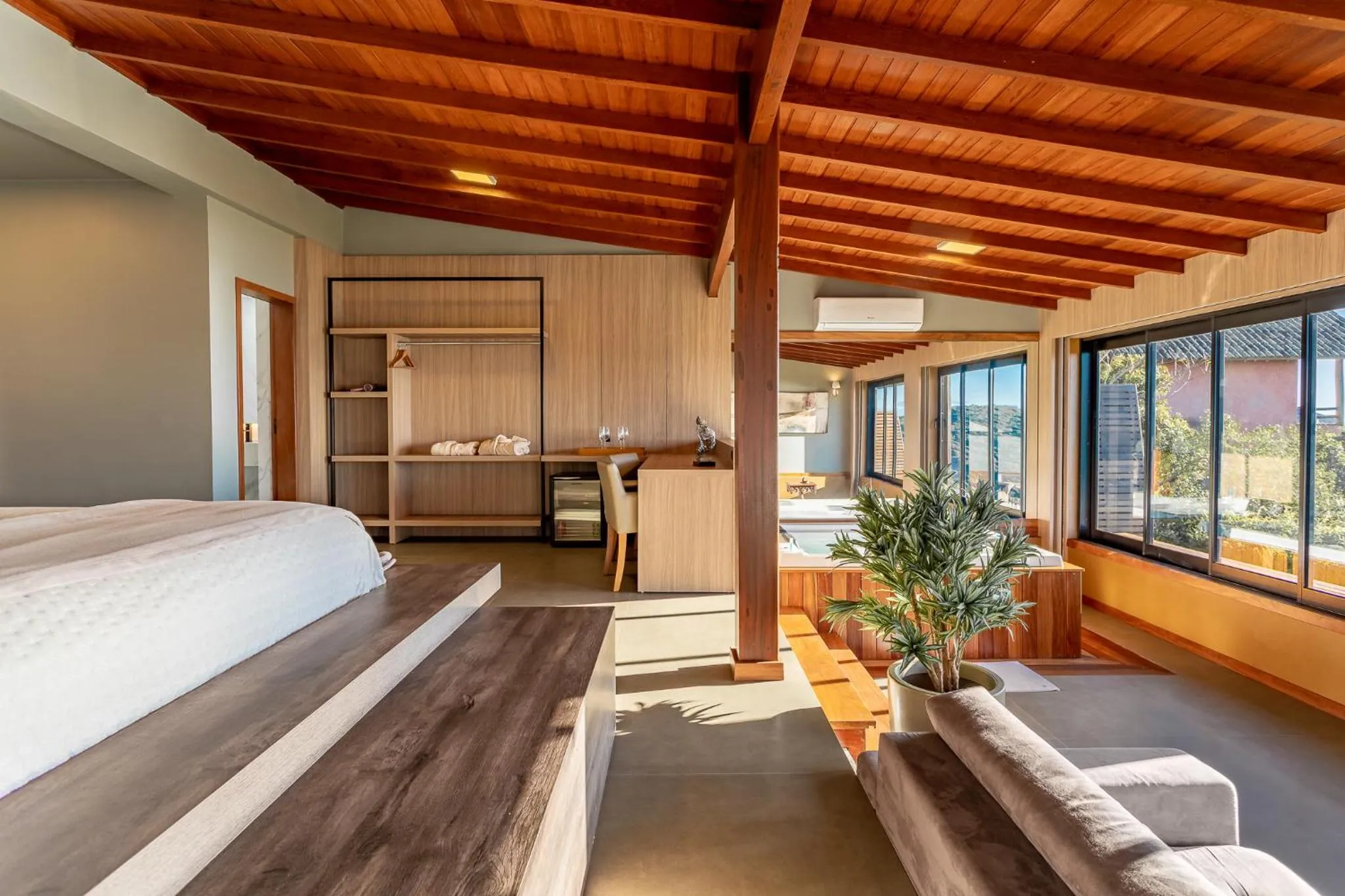 Photo of the whole room, Bed in Pousada Rêmora