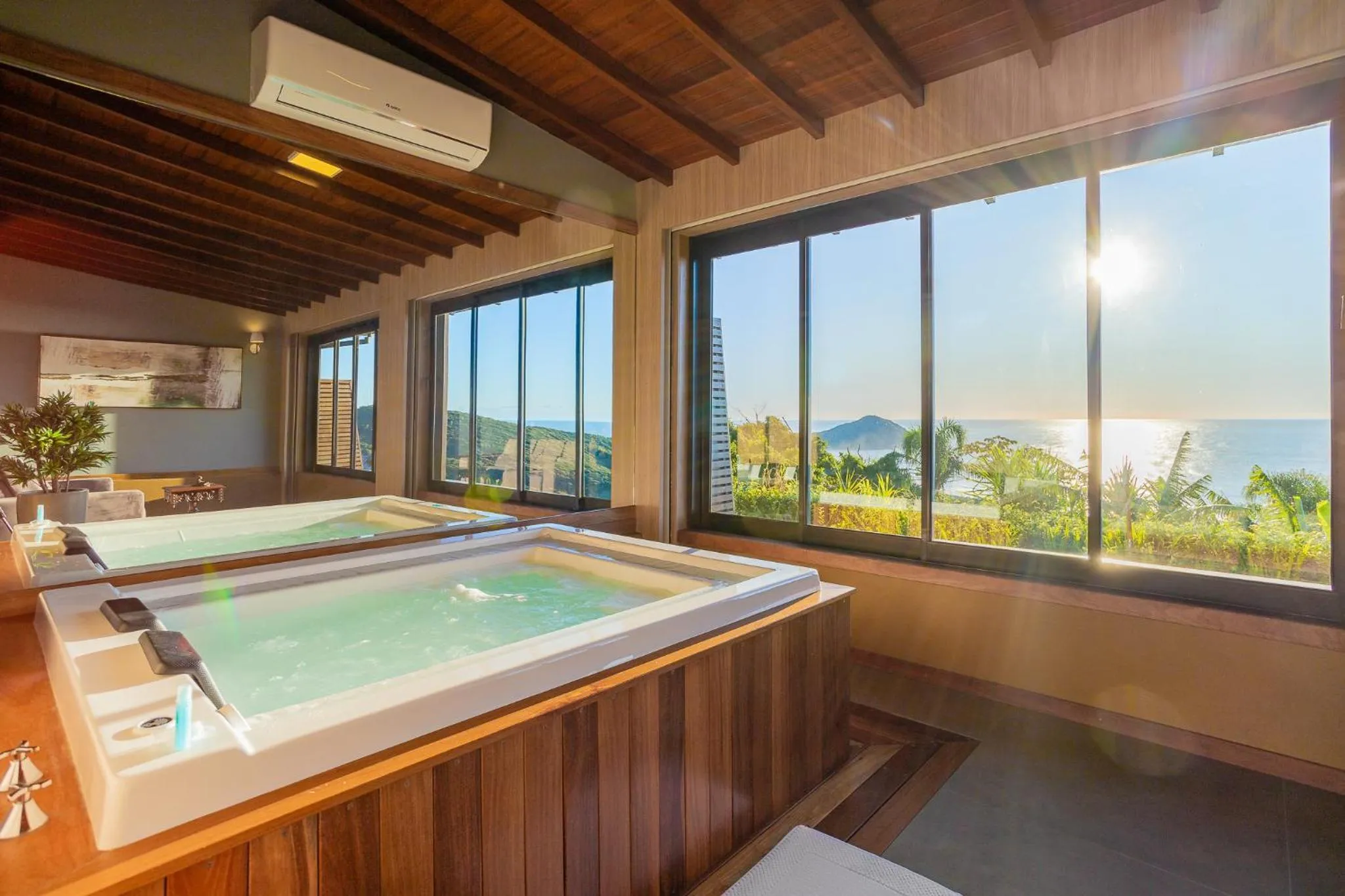 Hot Tub in Pousada Rêmora