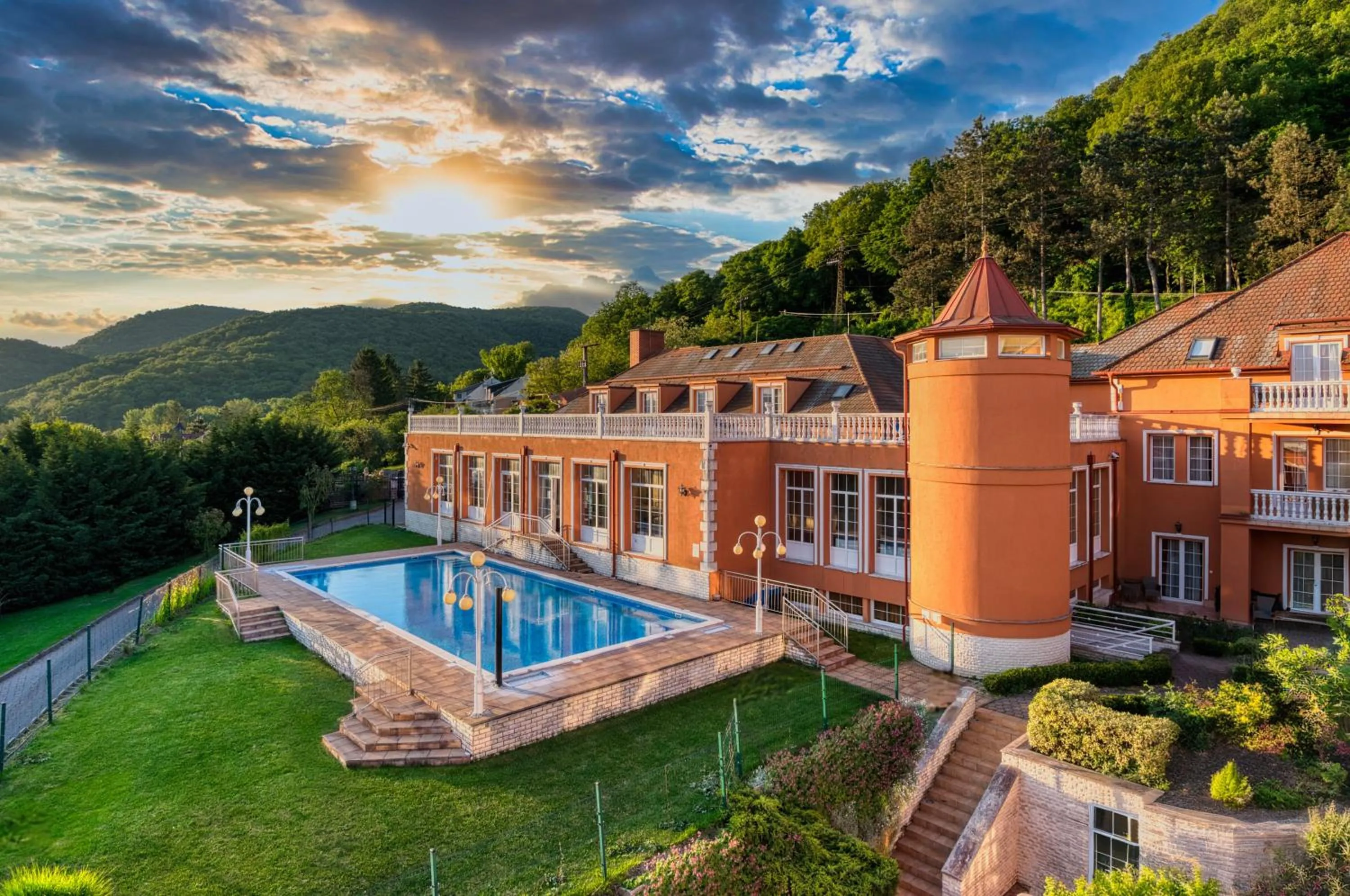 Natural landscape in Hotel Bellevue Esztergom
