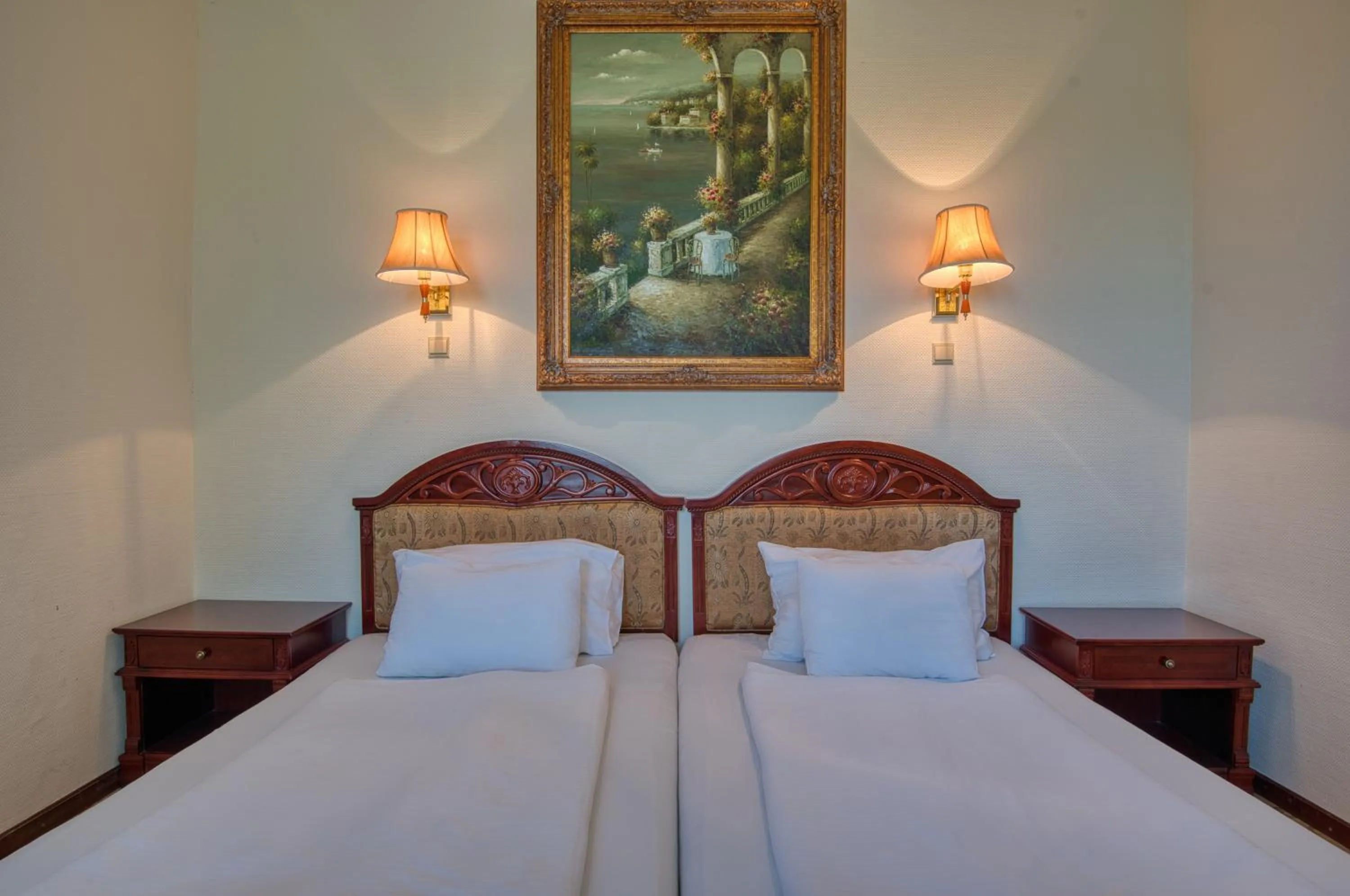 Bed in Hotel Bellevue Esztergom