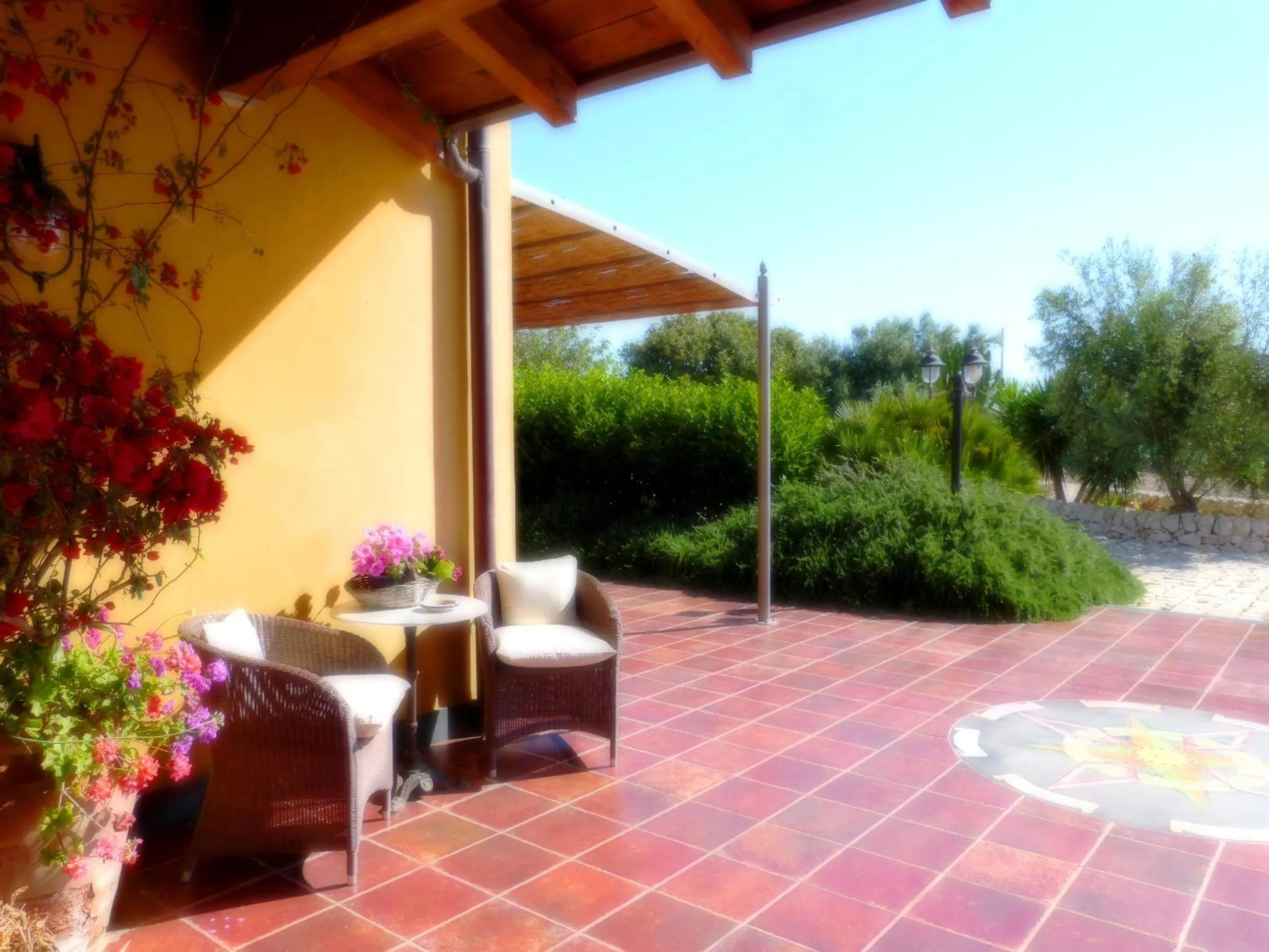 Patio in Hotel Resort La Rosa Dei Venti