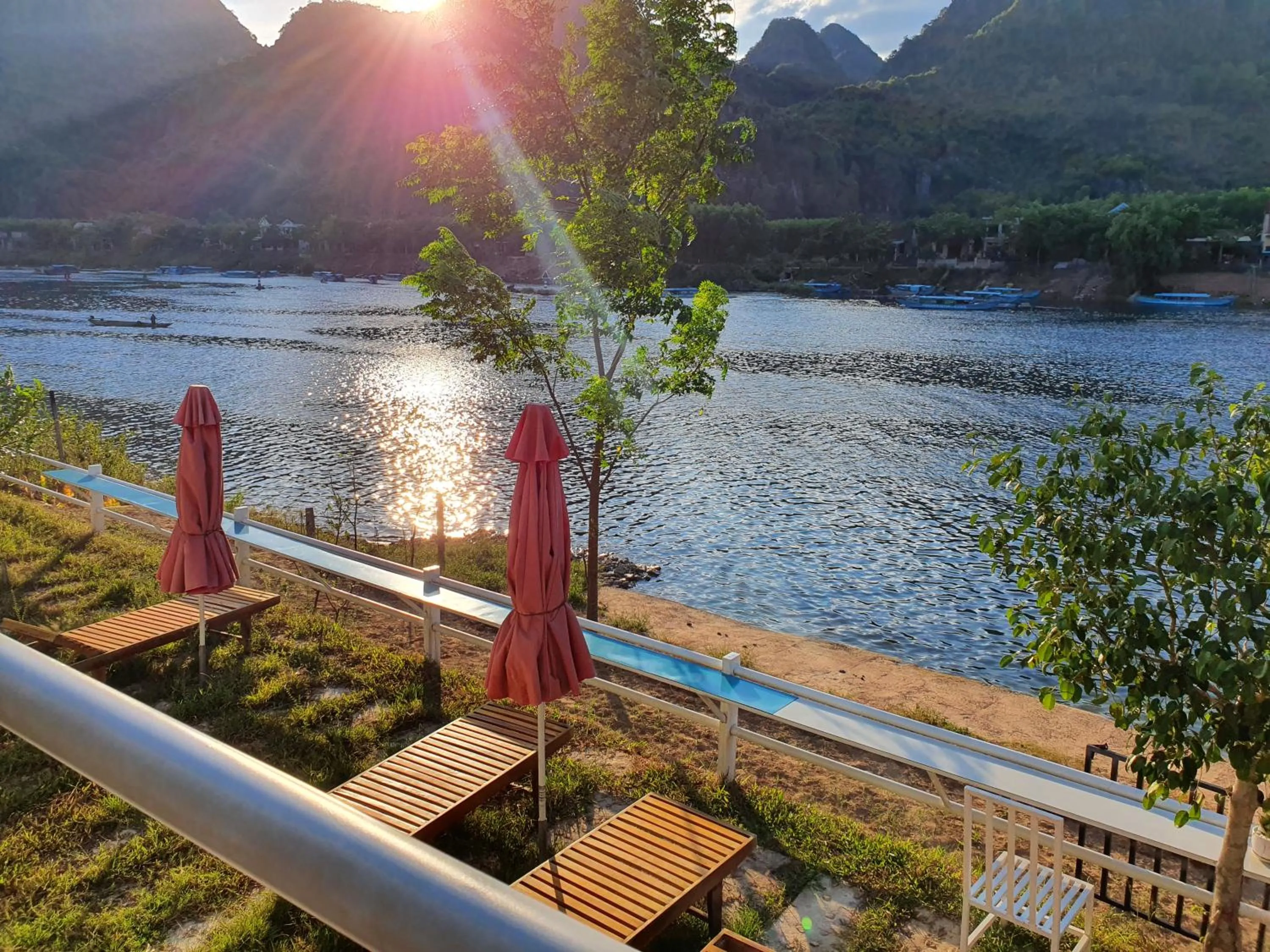Beach in Carambola Bungalow
