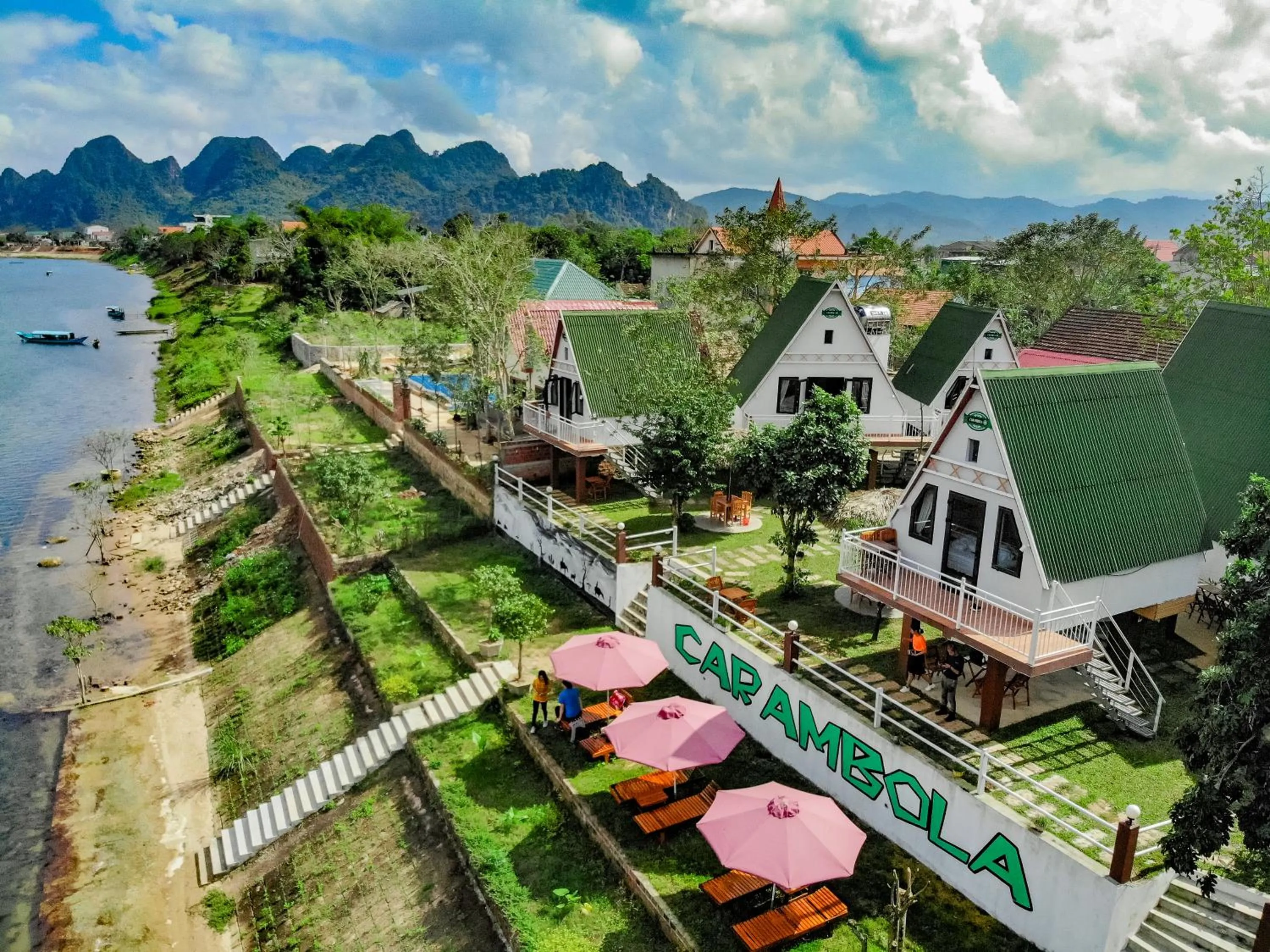 Bird's eye view in Carambola Bungalow